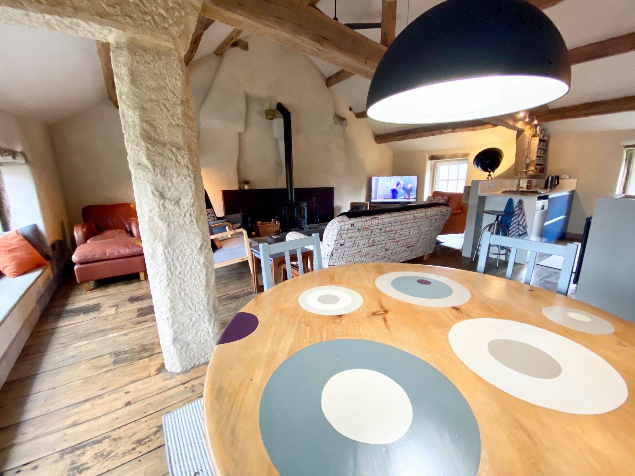 3 bedroom cottage house To Let in Hebden Bridge - Photograph 5.