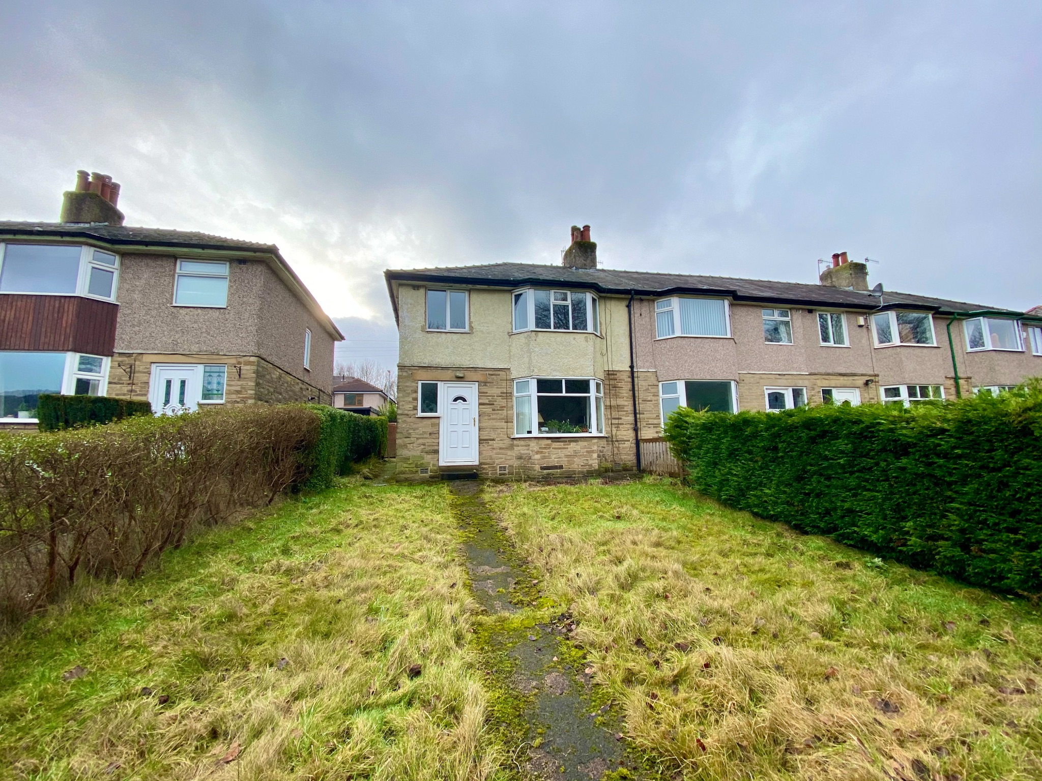 3 bedroom end terraced house Let Agreed in Mytholmroyd - Photograph 1
