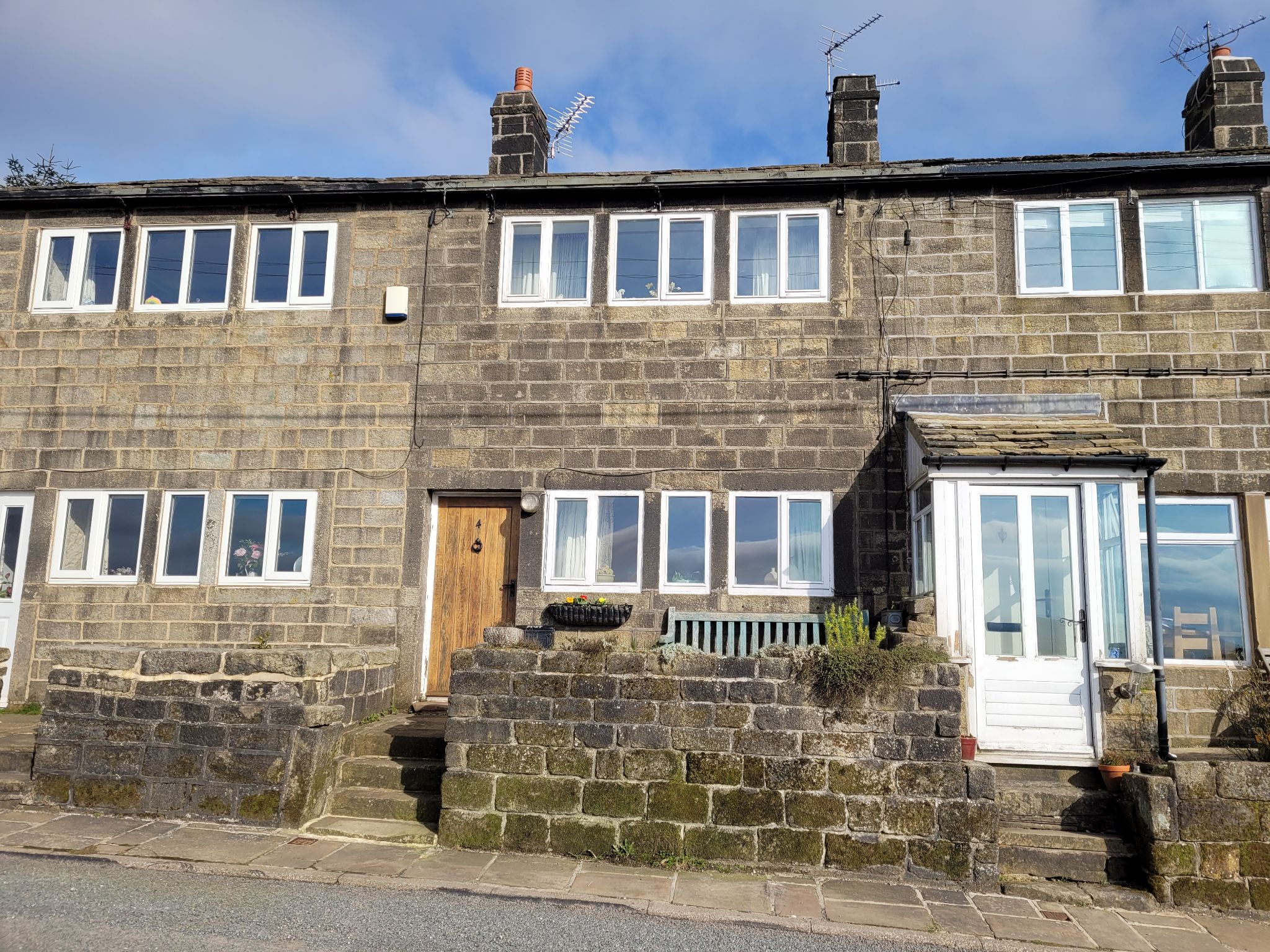 2 bedroom cottage house SSTC in Hebden Bridge - Photograph 1