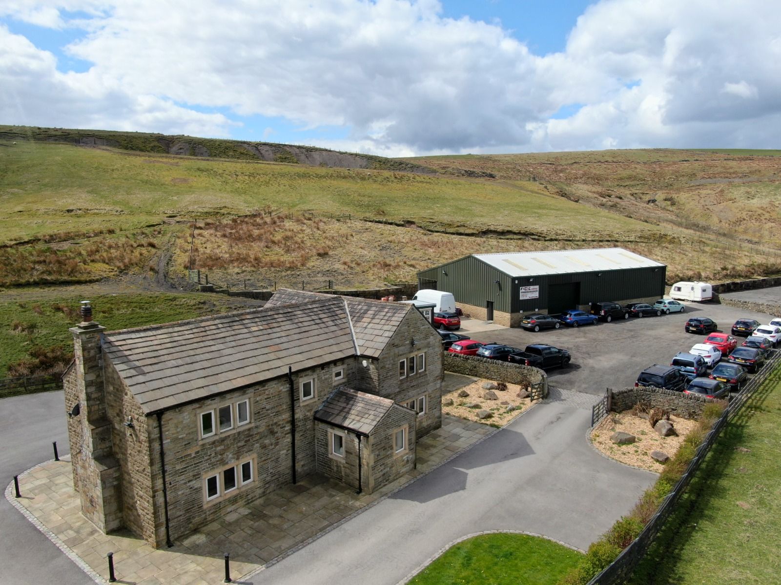 3 bedroom detached house Sale Agreed in Todmorden - Photograph 44