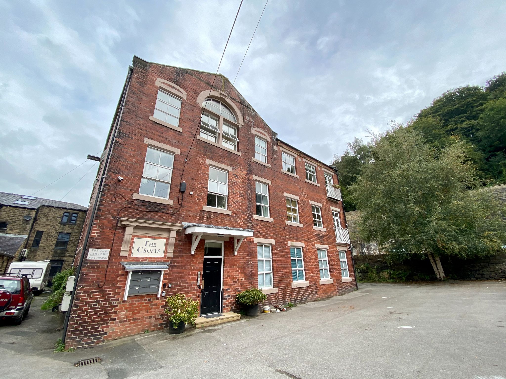 2 bedroom apartment flat/apartment Let Agreed in Hebden Bridge - Photograph 1