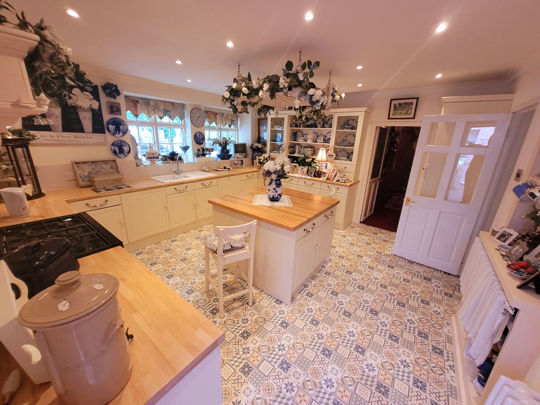 3 bedroom cottage house For Sale in Hebden Bridge - Photograph 41