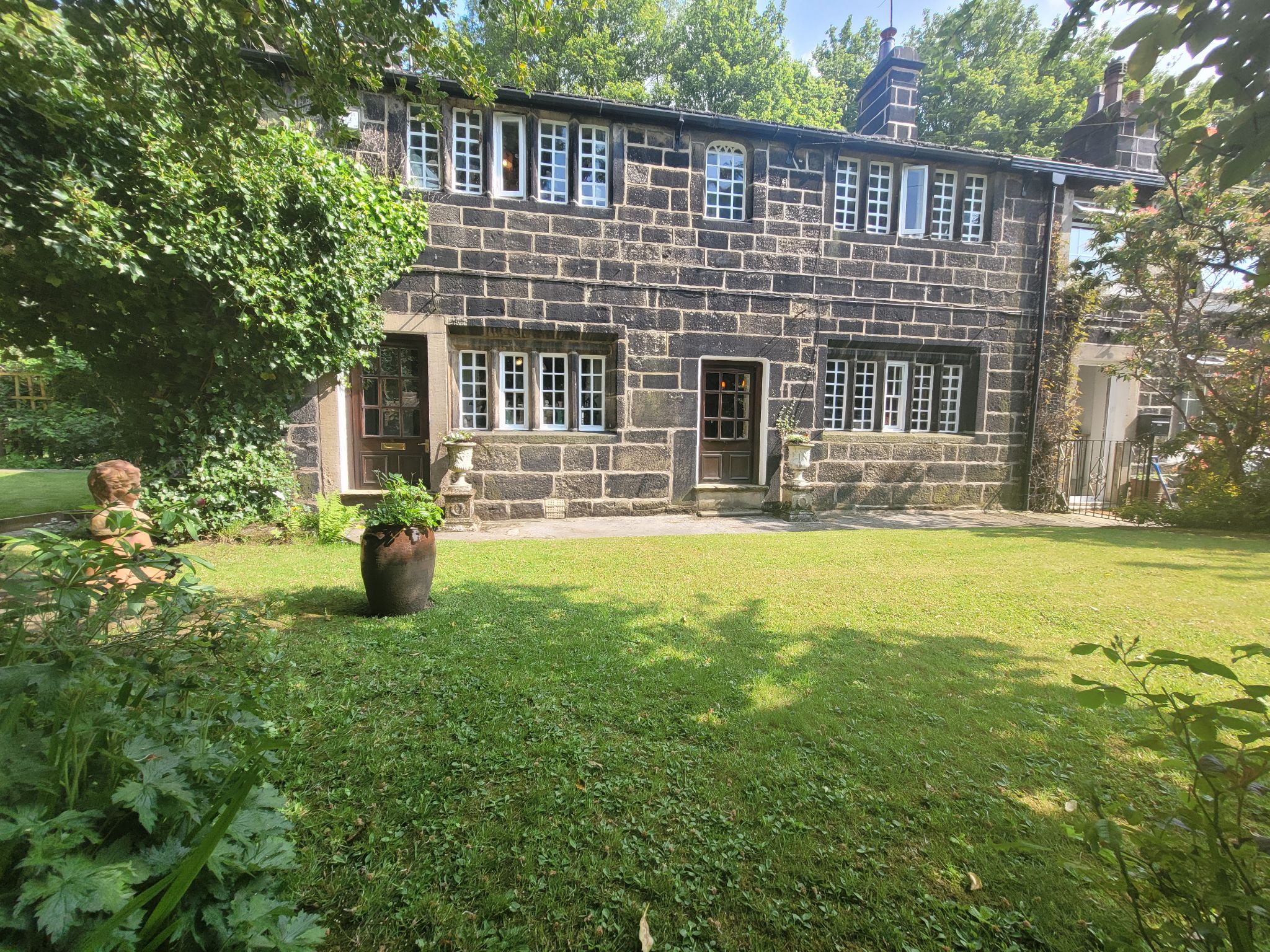 3 bedroom cottage house For Sale in Hebden Bridge - Photograph 24