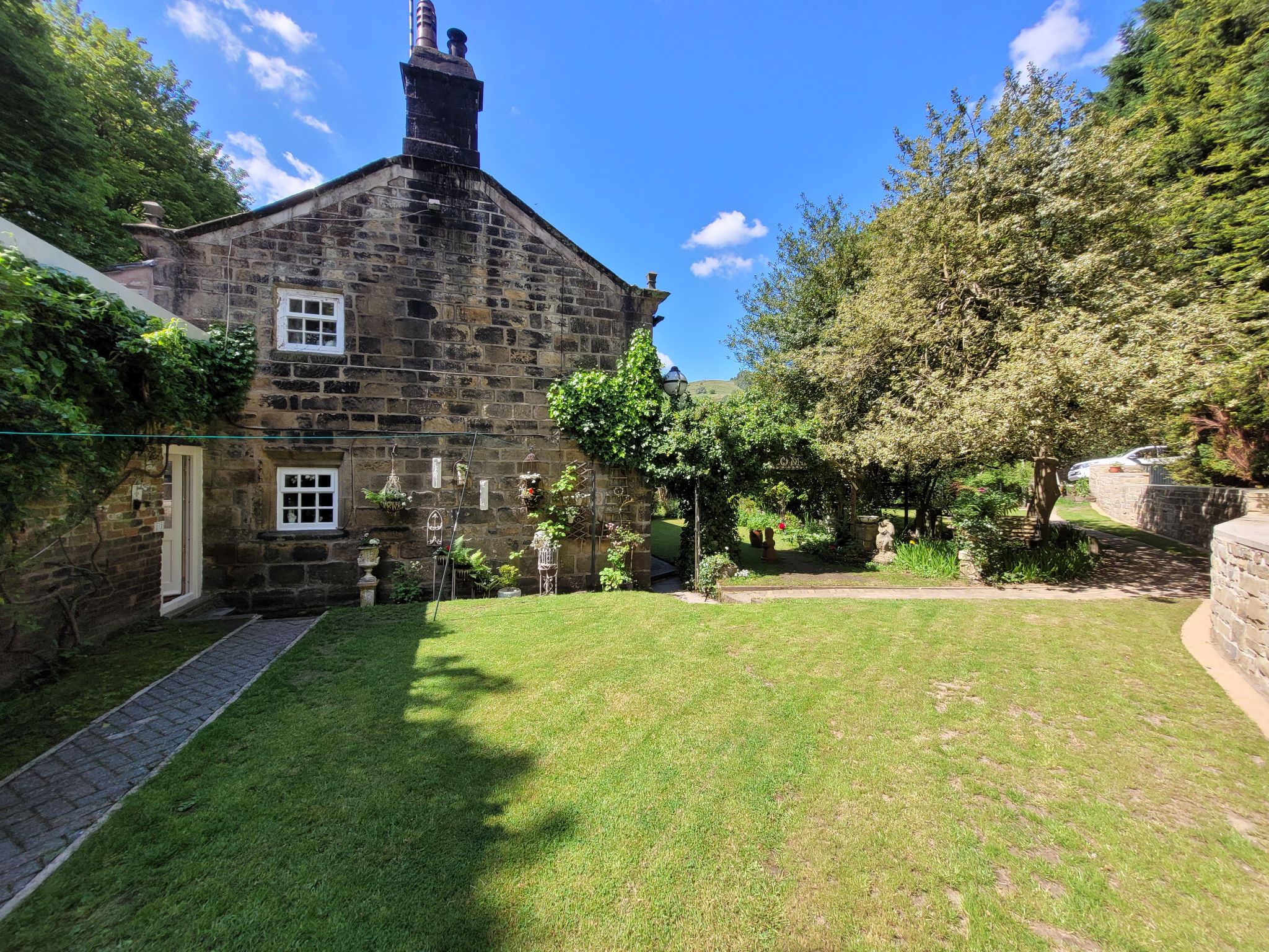 3 bedroom cottage house For Sale in Hebden Bridge - Photograph 44