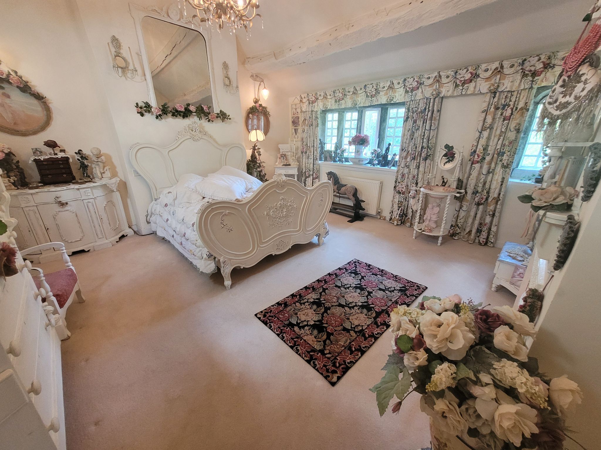 3 bedroom cottage house For Sale in Hebden Bridge - Photograph 15