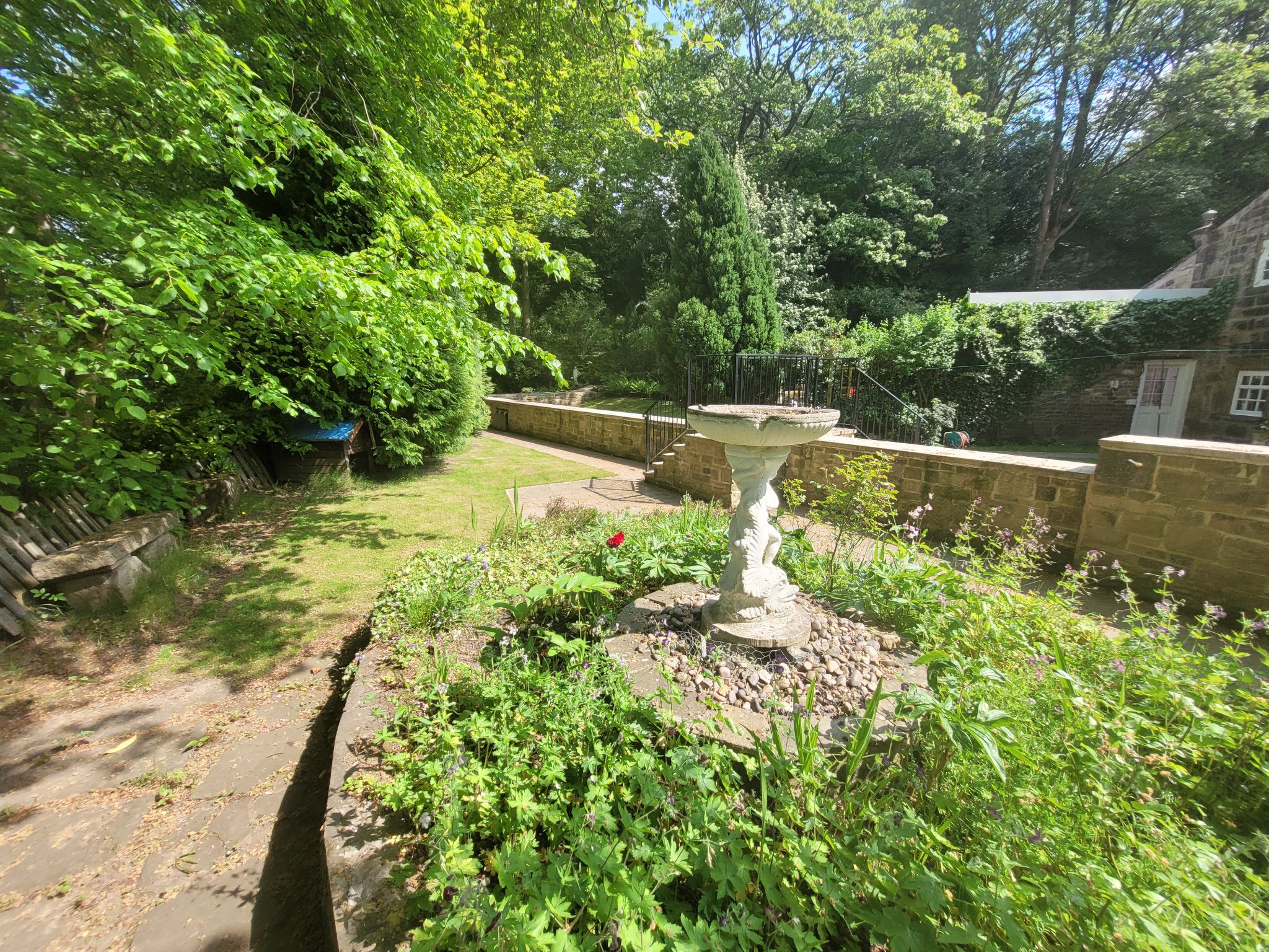 3 bedroom cottage house For Sale in Hebden Bridge - Photograph 31
