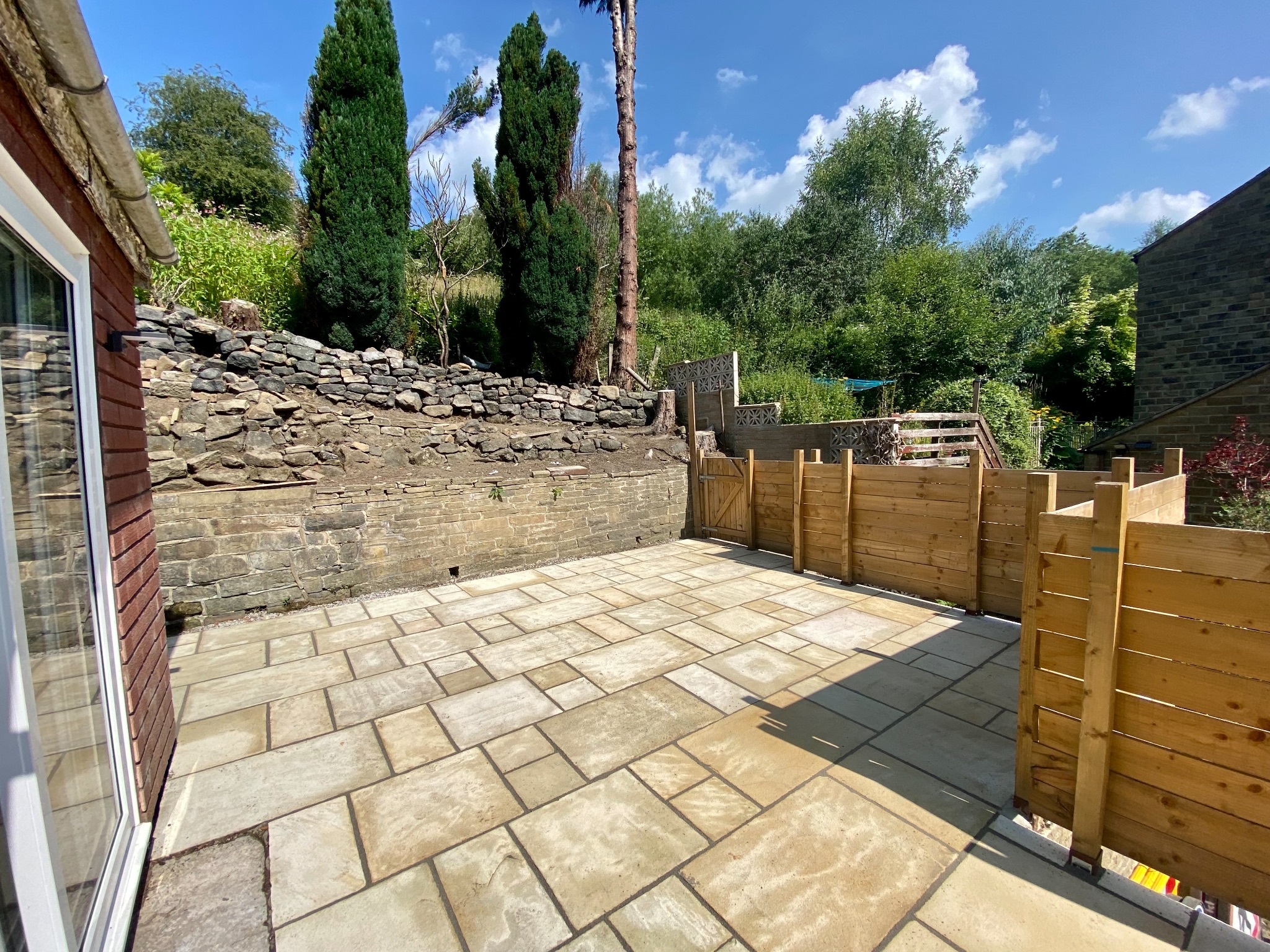 3 bedroom semi-detached house Let Agreed in Hebden Bridge - Photograph 33