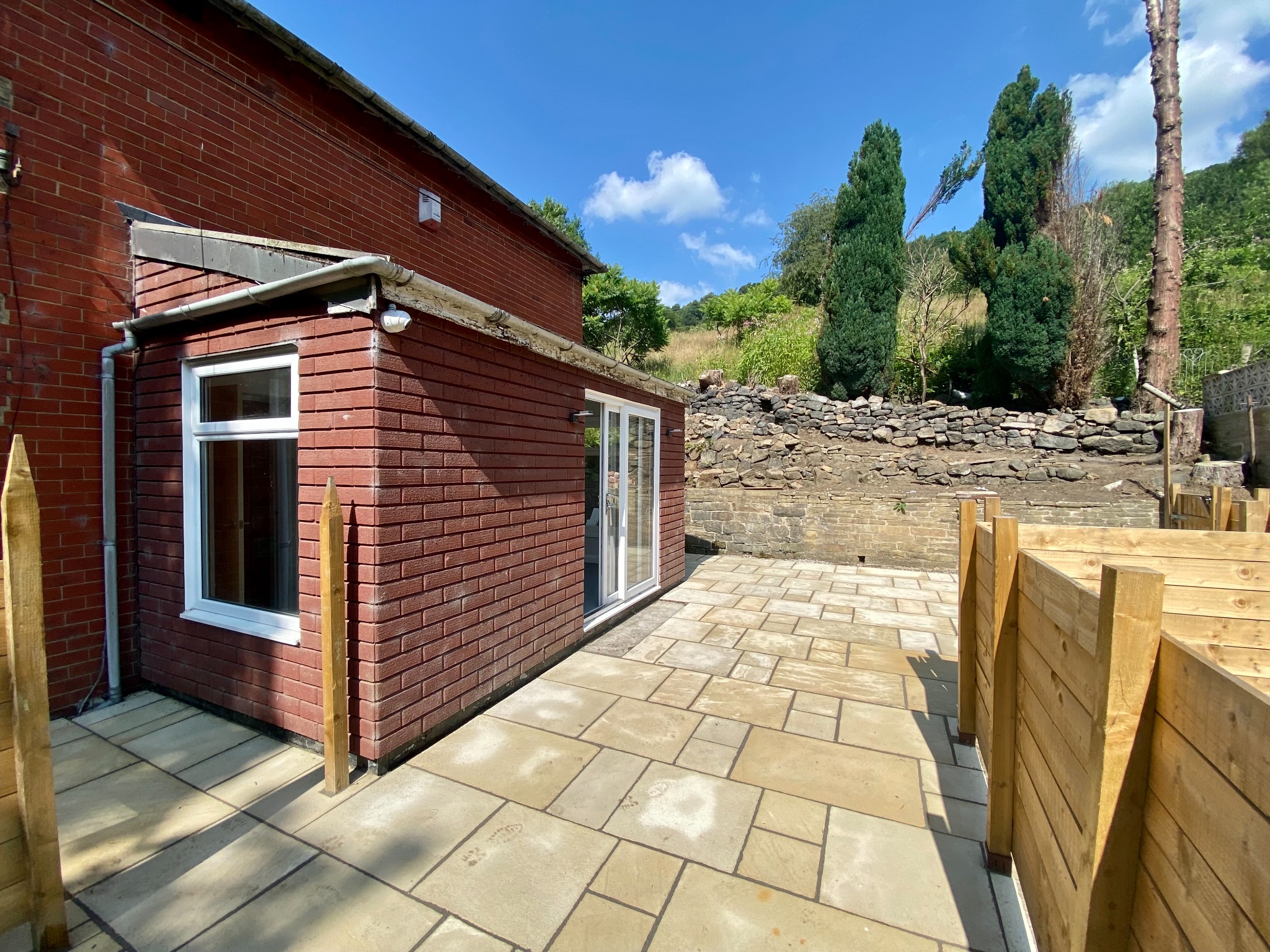 3 bedroom semi-detached house Let Agreed in Hebden Bridge - Photograph 30