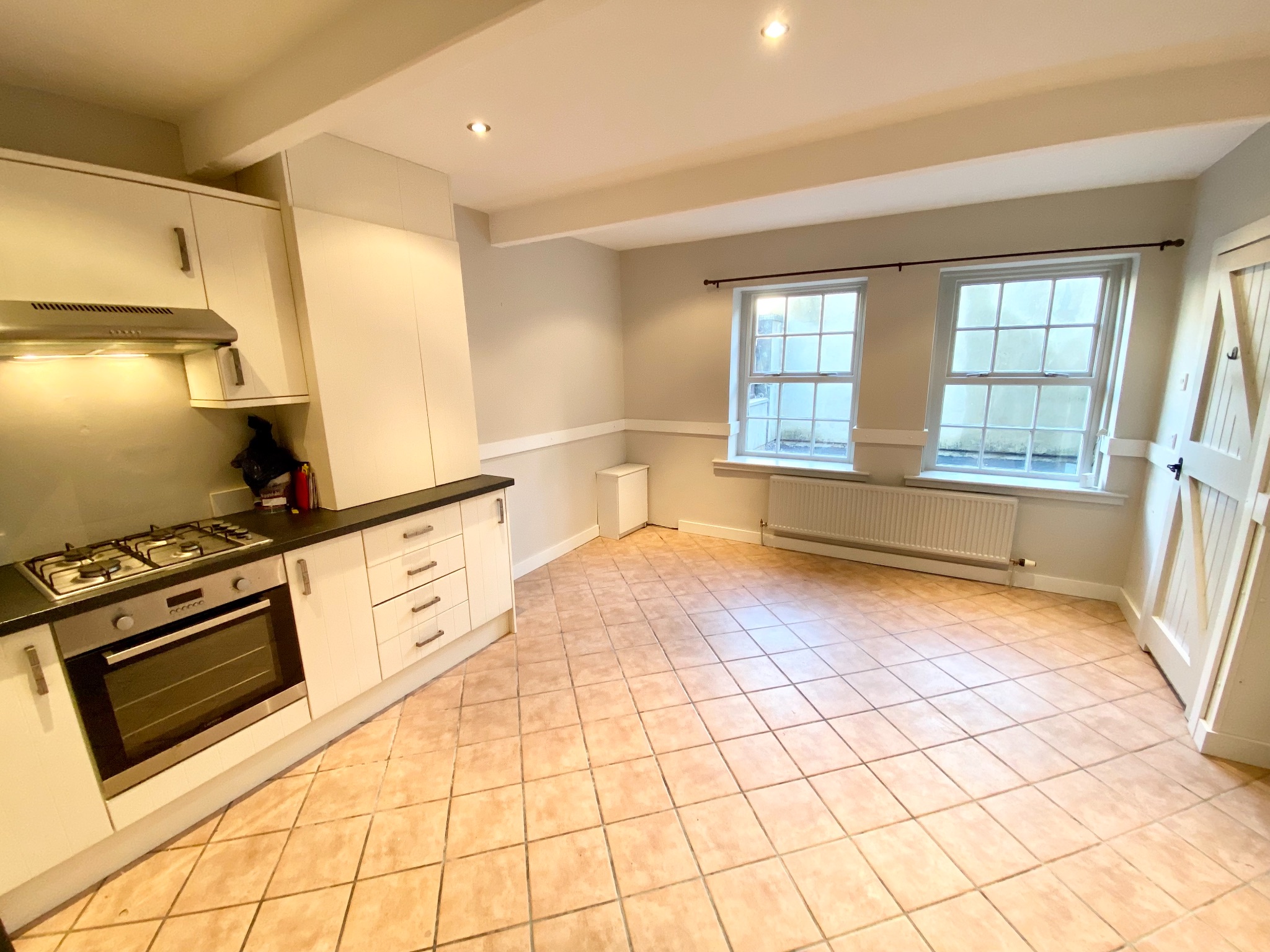 1 bedroom cottage house Let Agreed in Hebden Bridge - Photograph 4