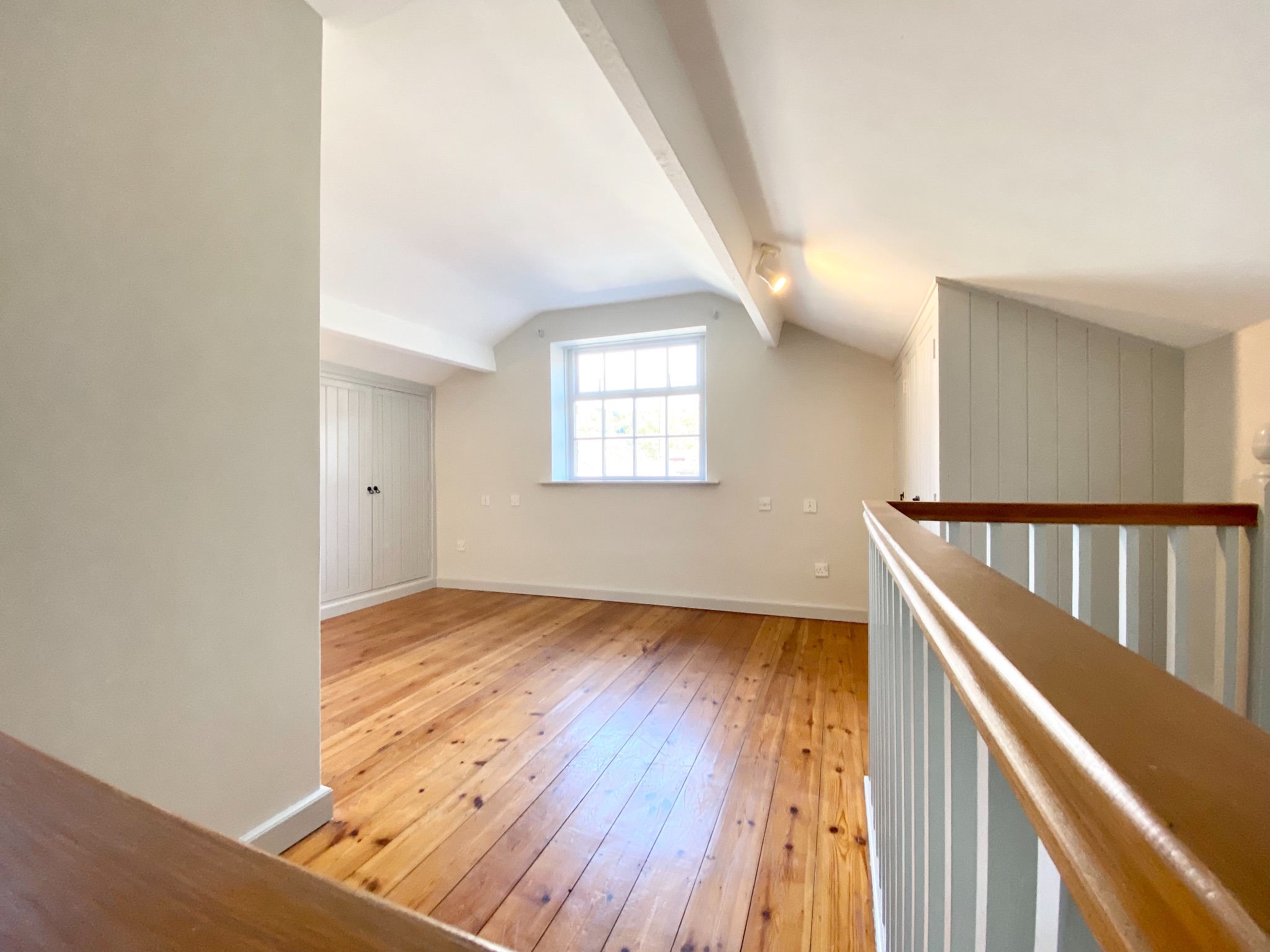1 bedroom cottage house Let Agreed in Hebden Bridge - Photograph 5