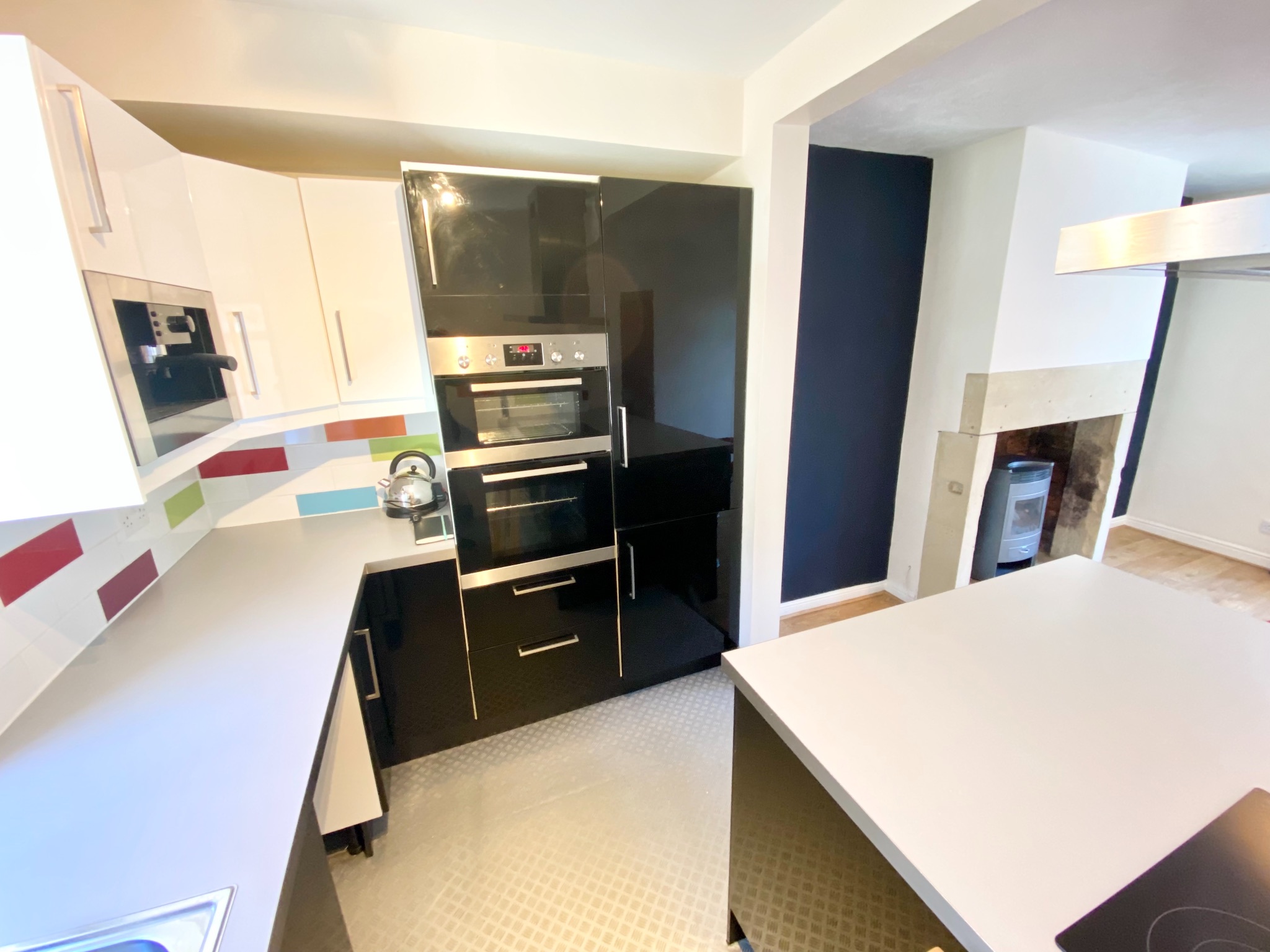 3 bedroom mid terraced house Let Agreed in Sowerby Bridge - Photograph 8