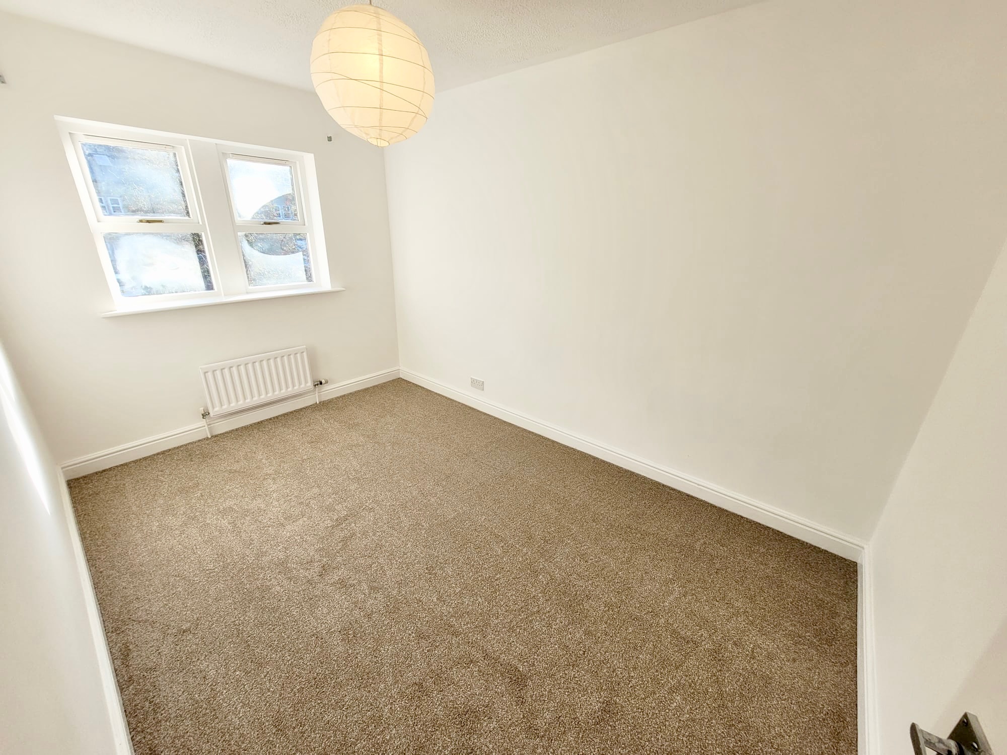 3 bedroom semi-detached house Let Agreed in Luddenden - Photograph 10