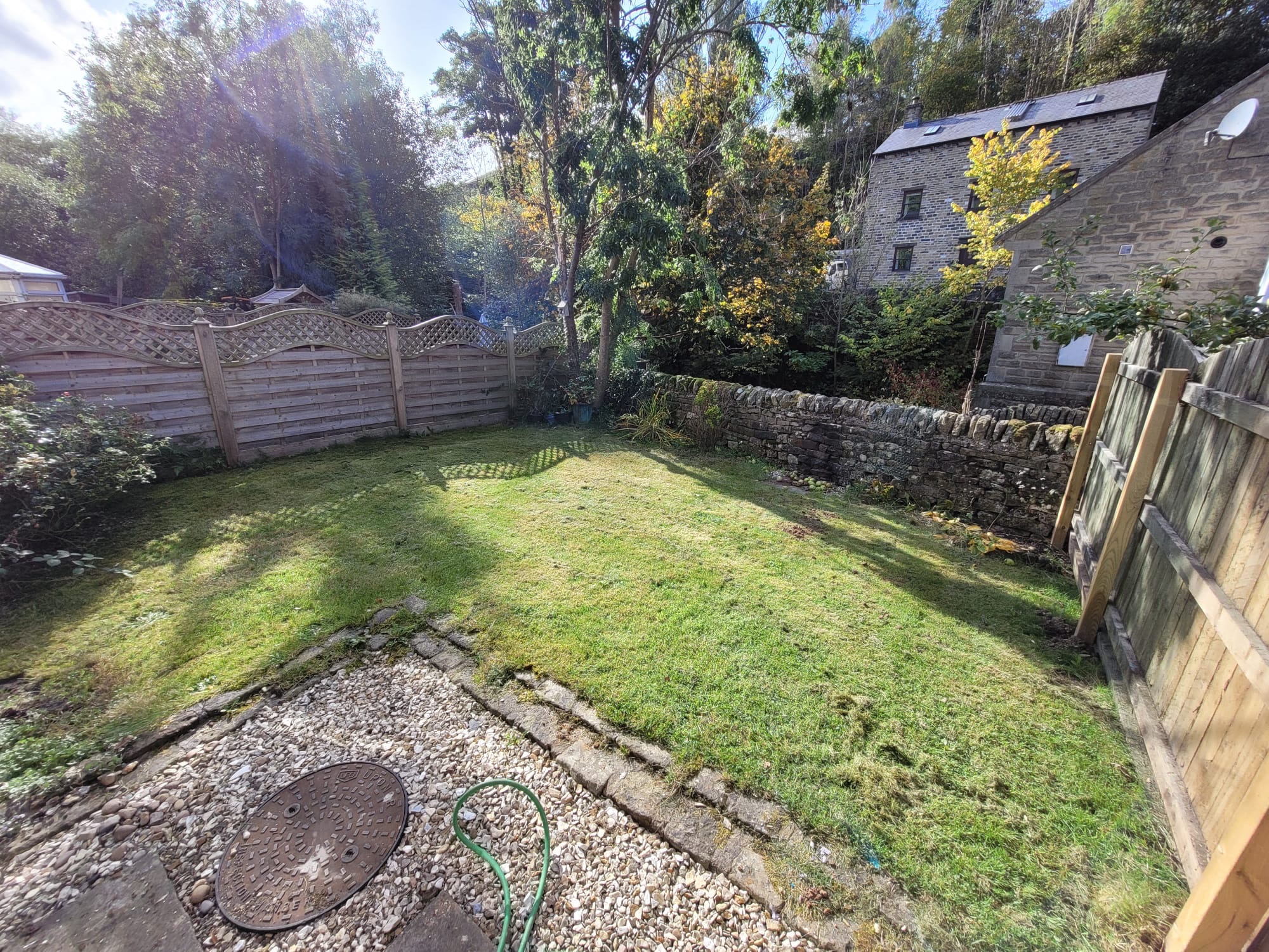 3 bedroom semi-detached house Let Agreed in Luddenden - Photograph 22