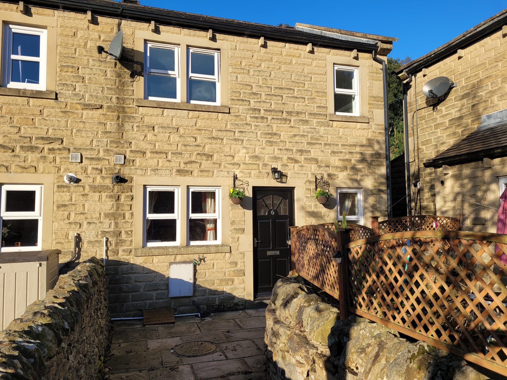 3 bedroom semi-detached house Let Agreed in Luddenden - Photograph 29