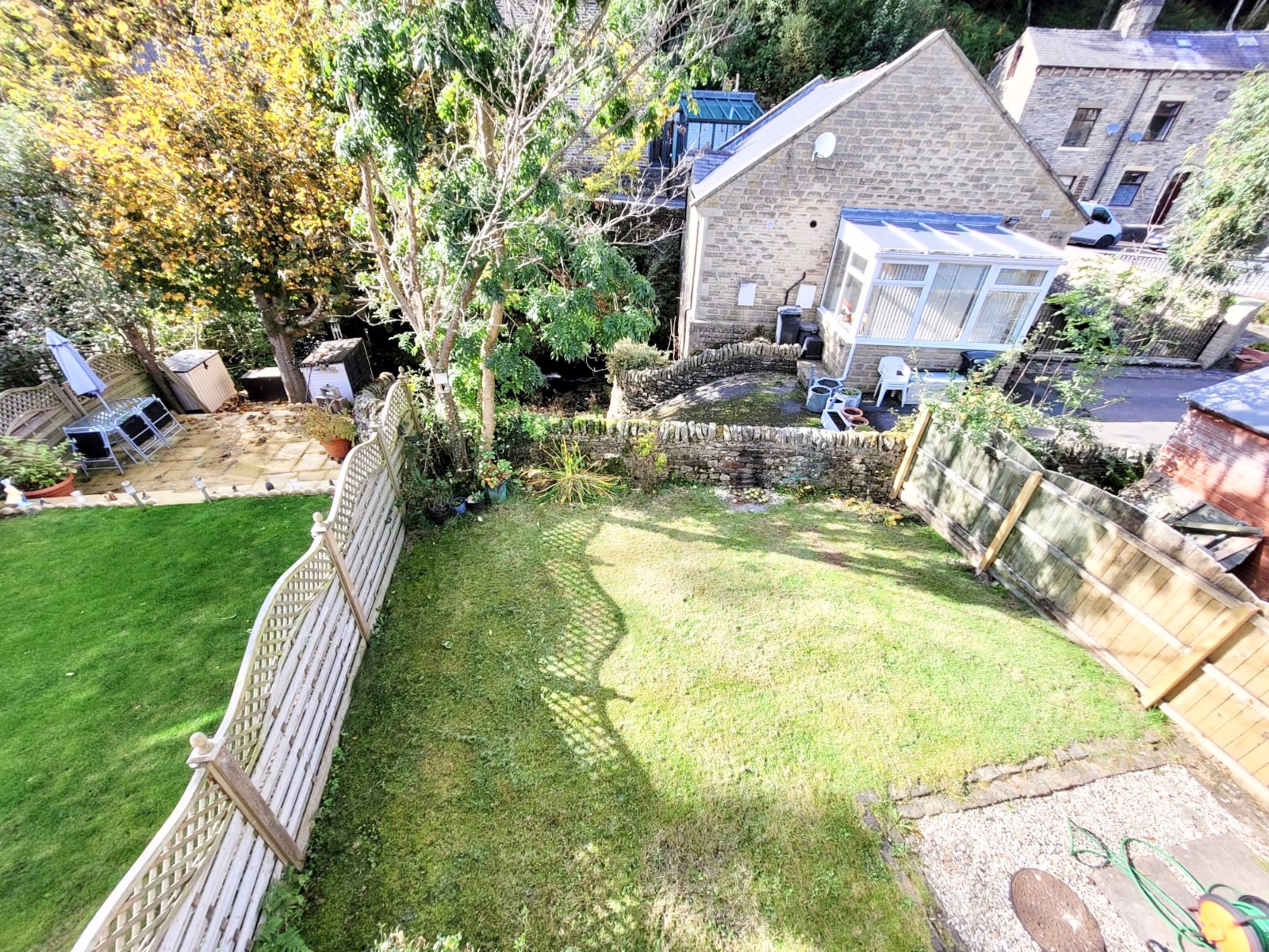 3 bedroom semi-detached house Let Agreed in Luddenden - Photograph 24