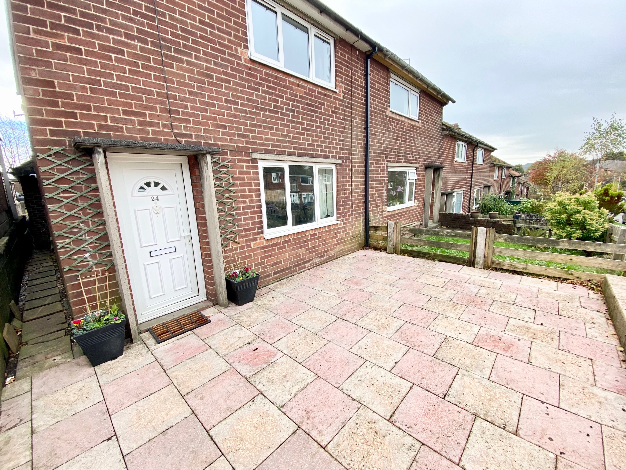 3 bedroom end terraced house To Let in Hebden Bridge - Photograph 1