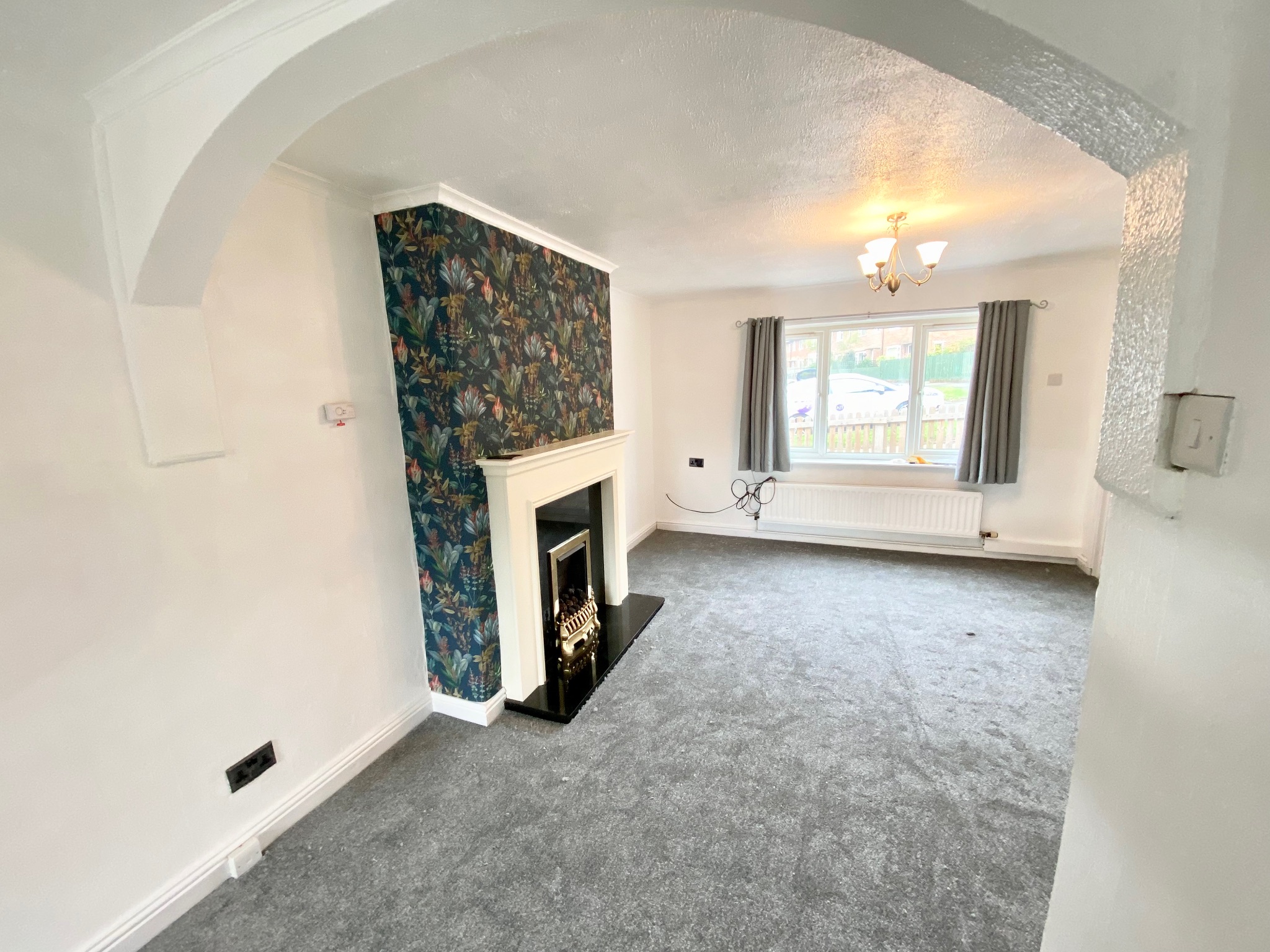 3 bedroom end terraced house To Let in Hebden Bridge - Photograph 4