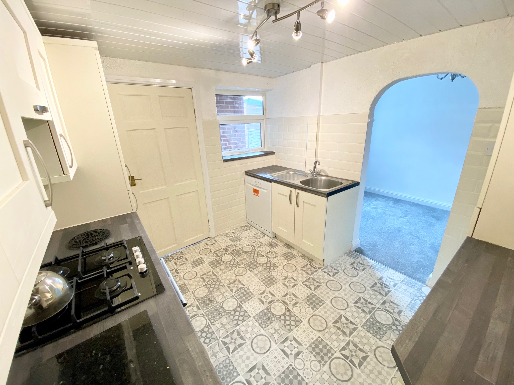 3 bedroom end terraced house To Let in Hebden Bridge - Photograph 9