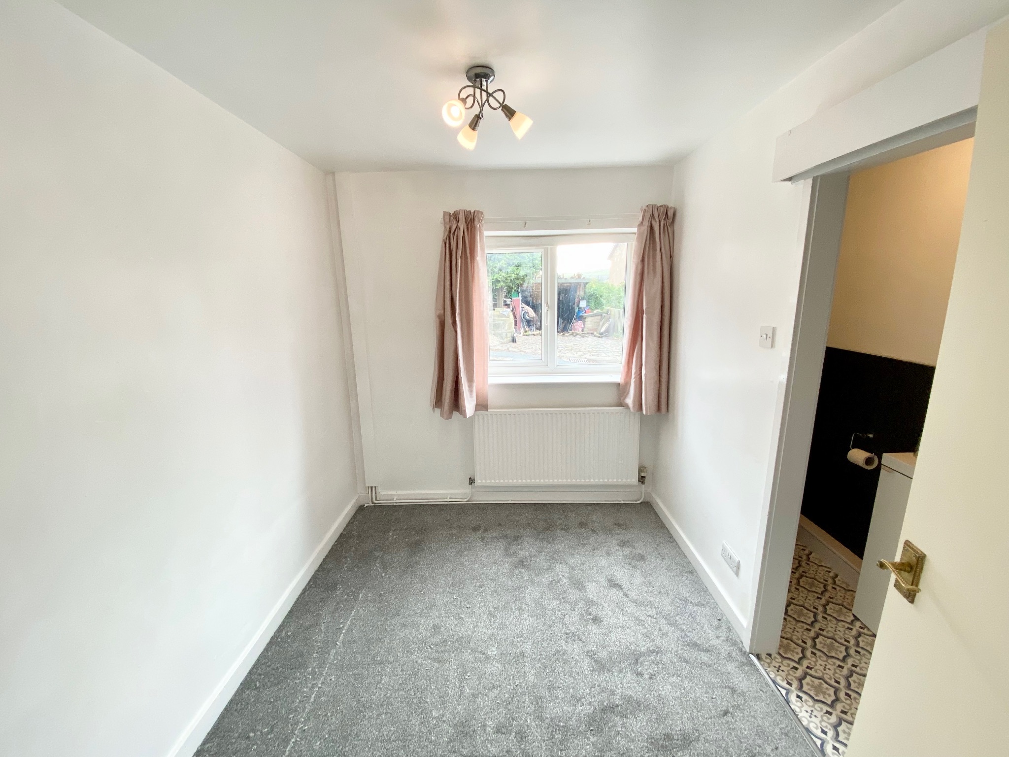 3 bedroom end terraced house To Let in Hebden Bridge - Photograph 6