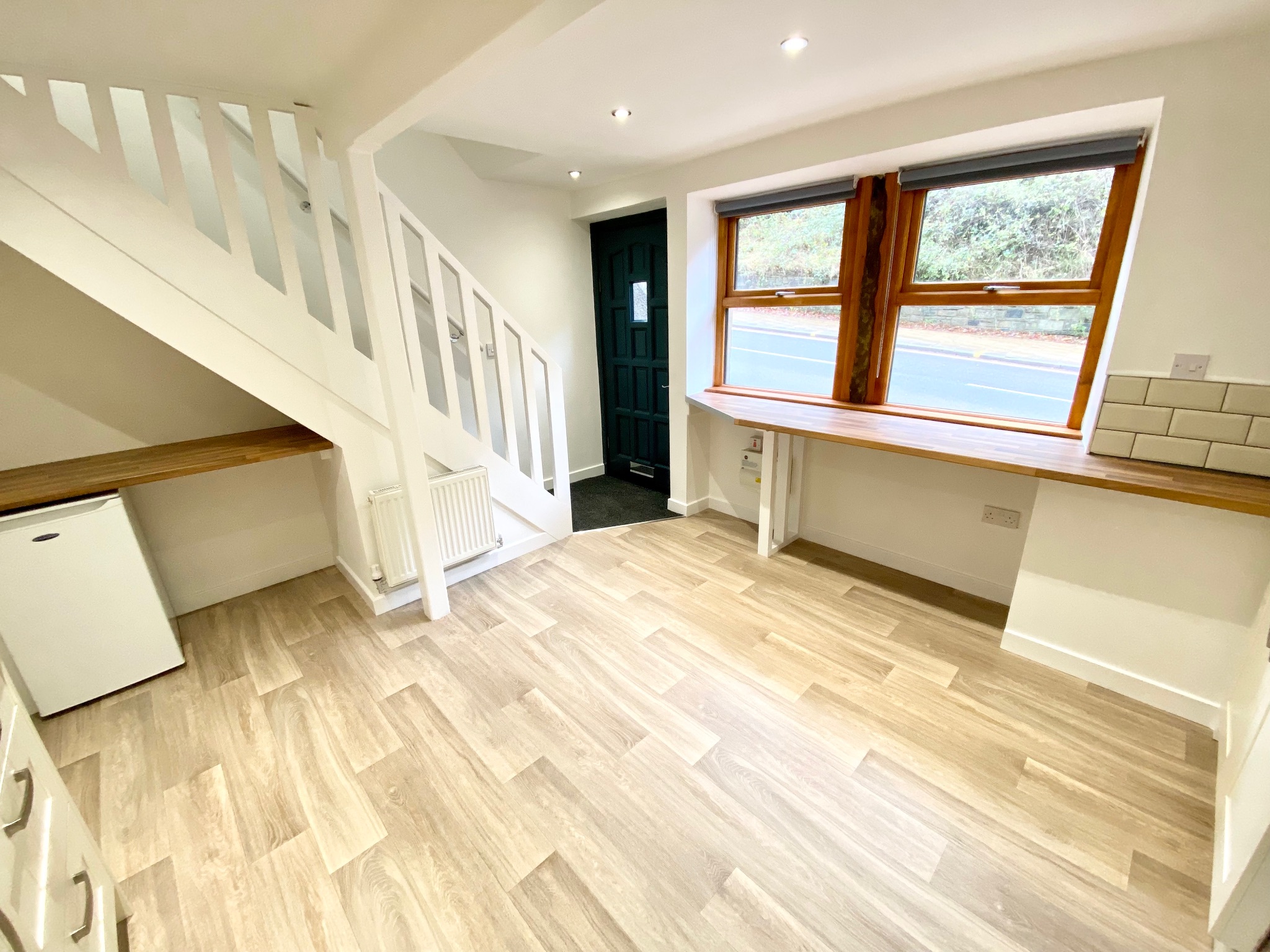 3 bedroom mid terraced house Let Agreed in Hebden Bridge - Photograph 4