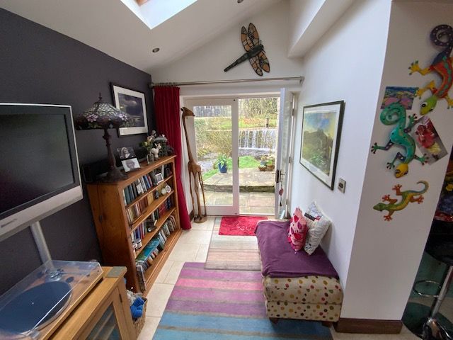 2 bedroom semi-detached house Let Agreed in Luddenden - Photograph 42