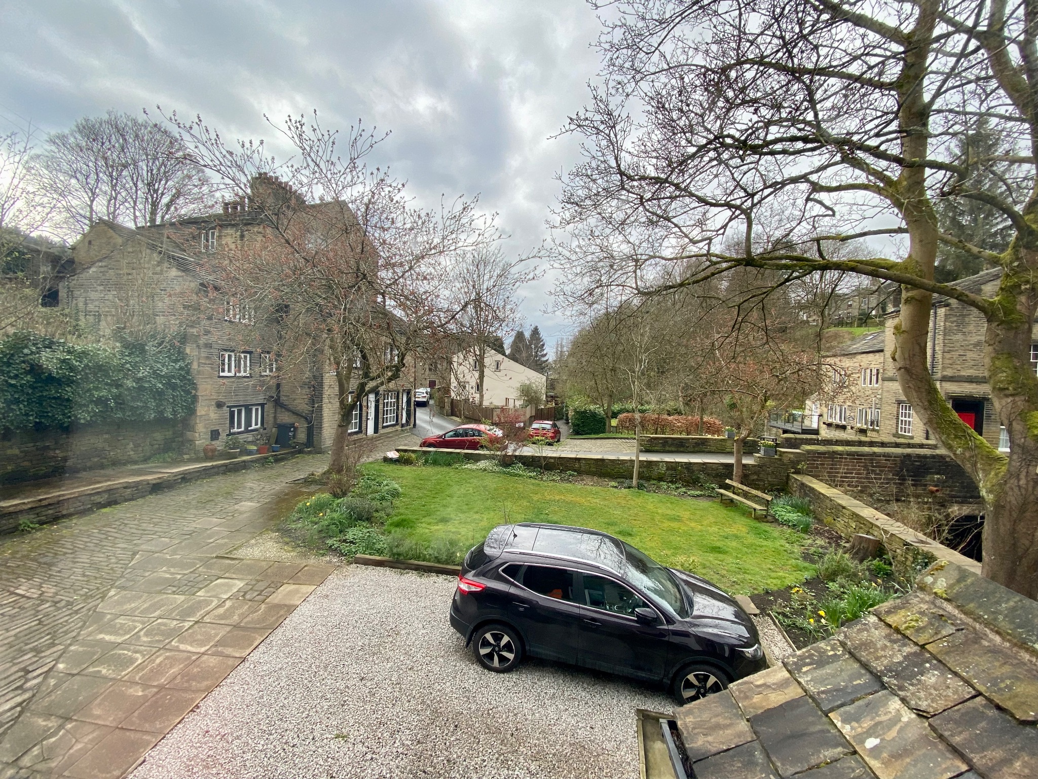 2 bedroom semi-detached house Let Agreed in Luddenden - Photograph 22