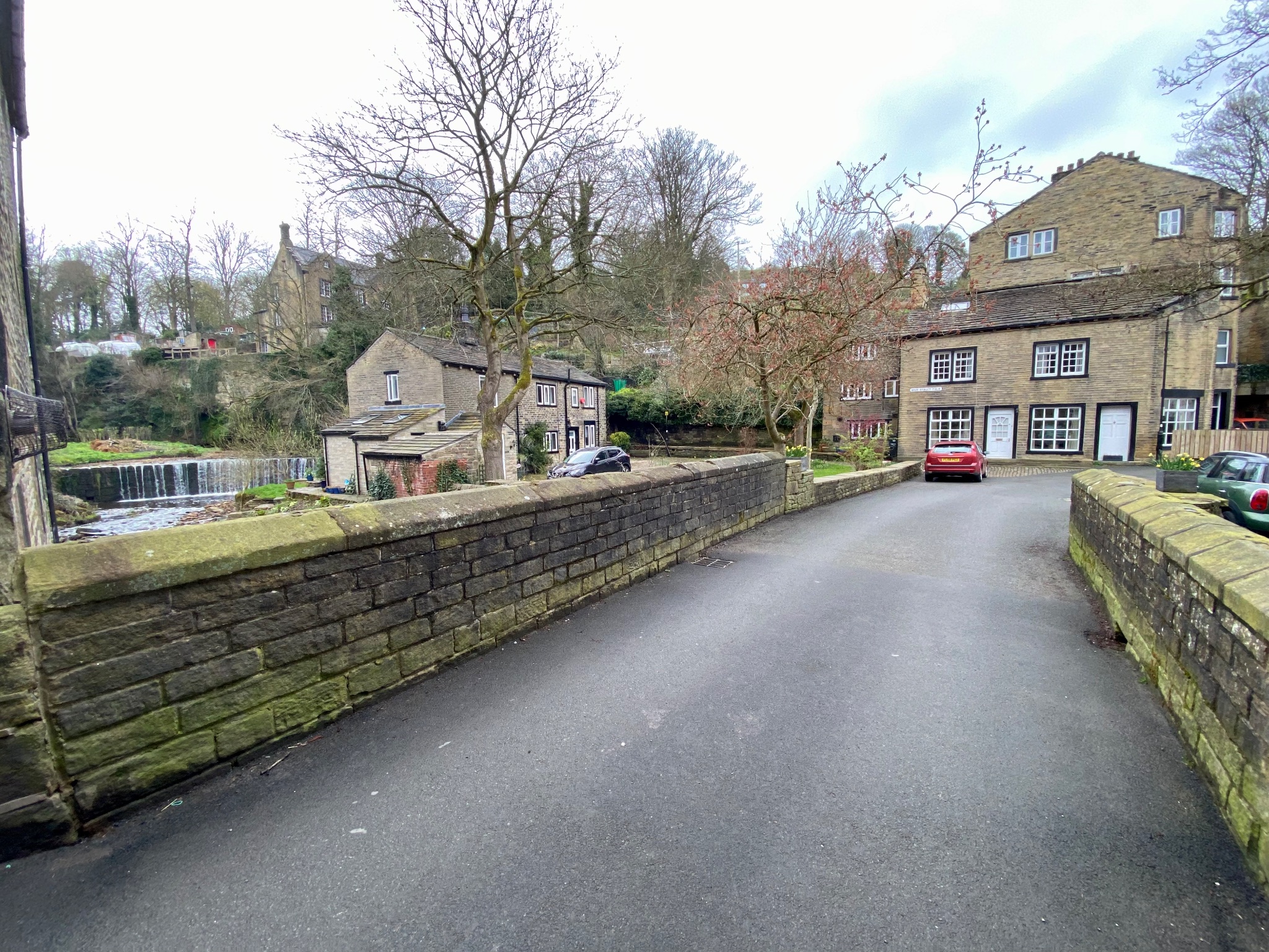 2 bedroom semi-detached house Let Agreed in Luddenden - Photograph 42