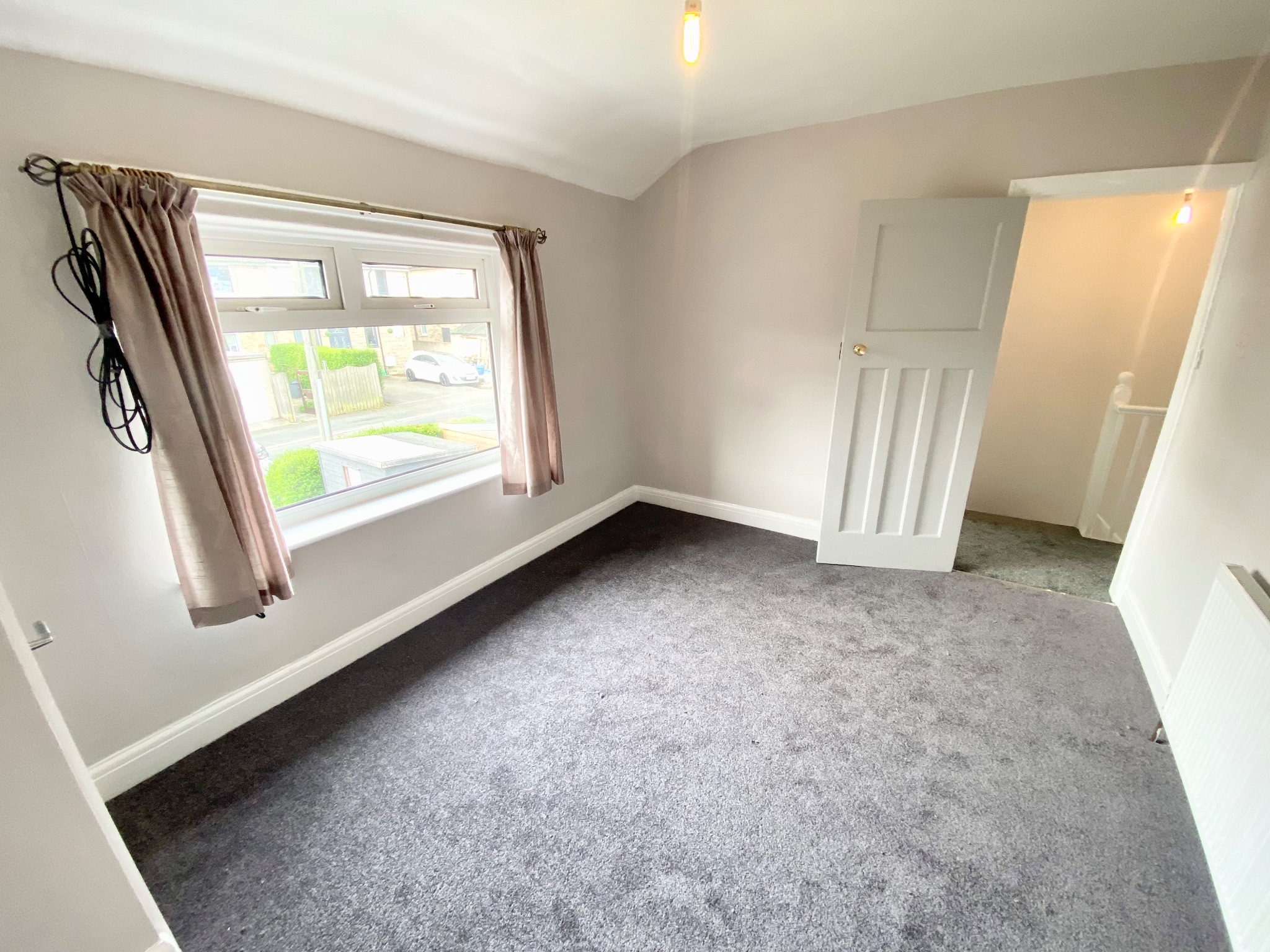 3 bedroom mid terraced house To Let in Mytholmroyd - Photograph 16