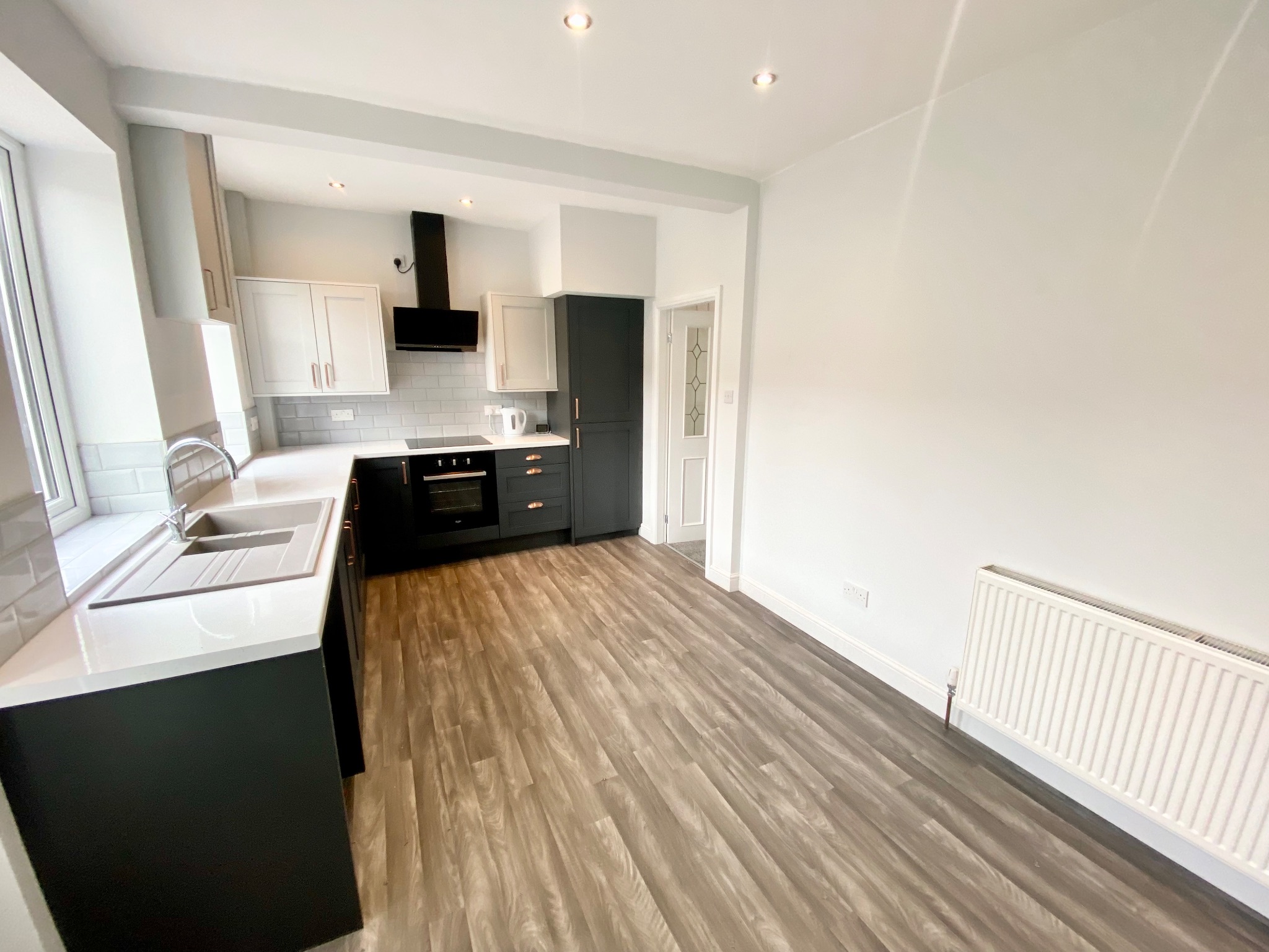 3 bedroom mid terraced house To Let in Mytholmroyd - Photograph 3
