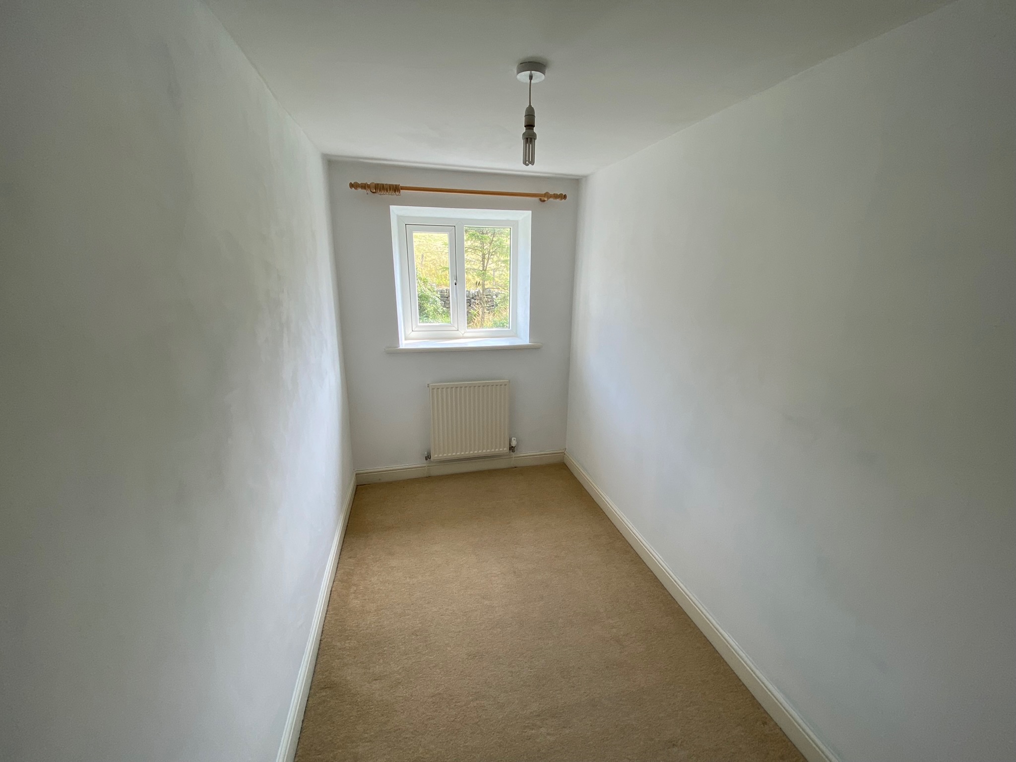 2 bedroom mid terraced house Let Agreed in Hebden Bridge - Photograph 12
