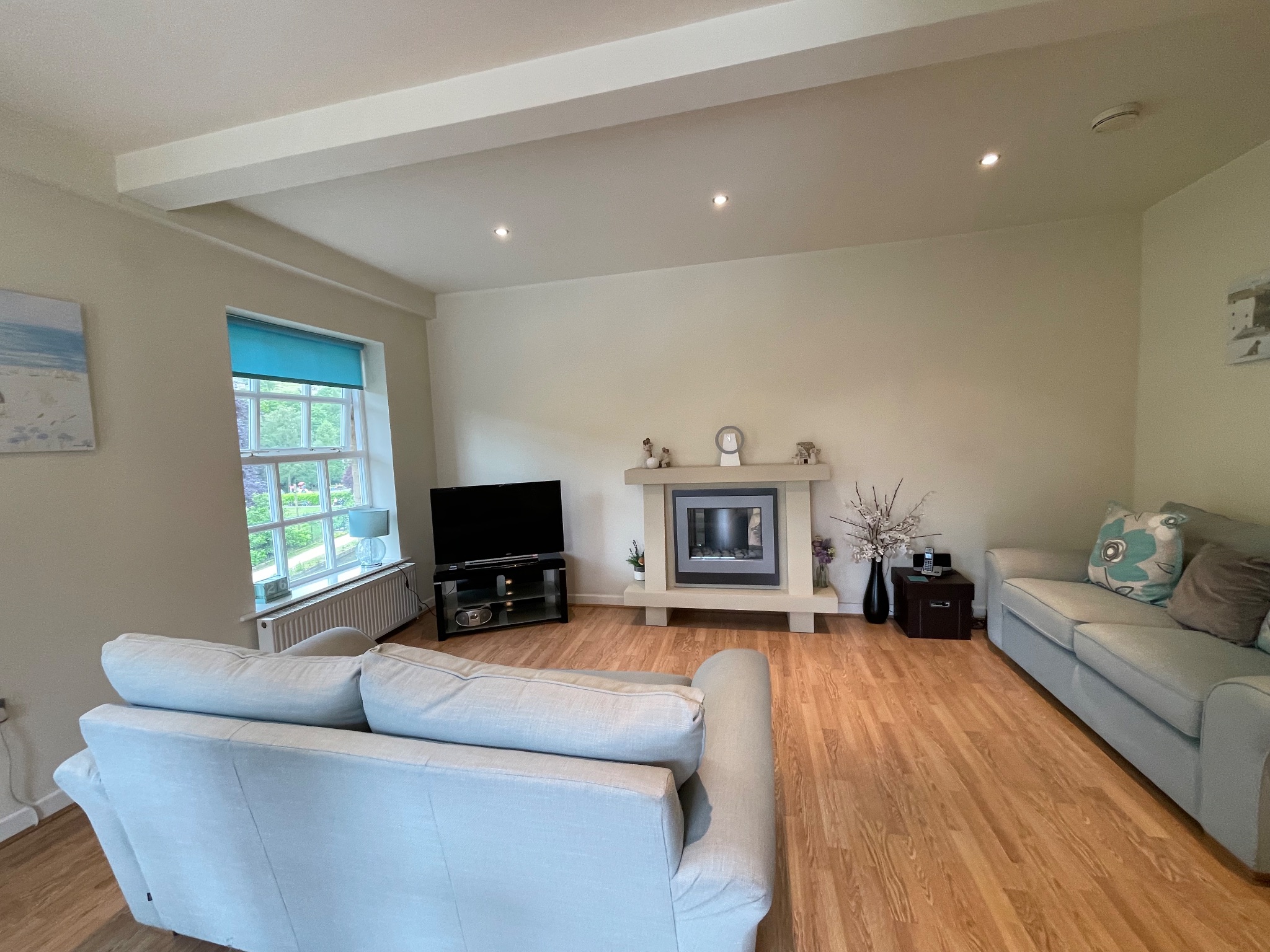 2 bedroom apartment flat/apartment To Let in Hebden Bridge - Photograph 3.