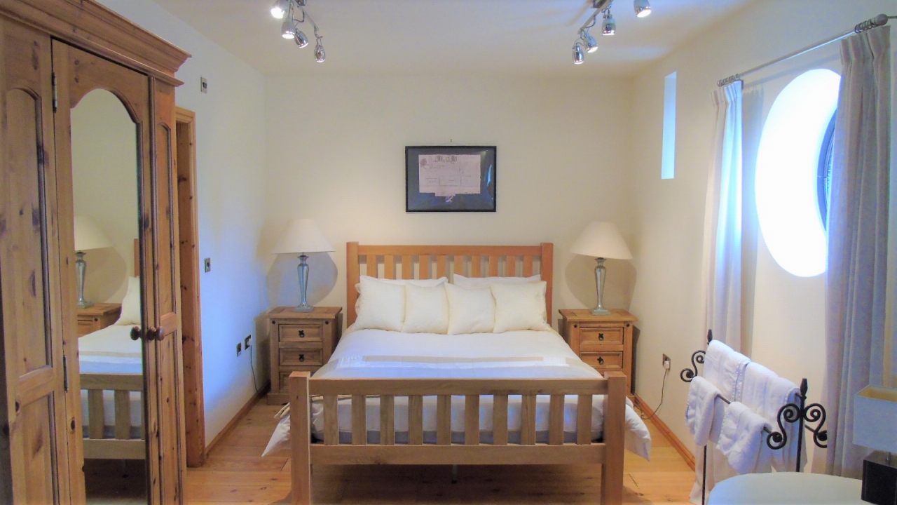 4 bedroom detached house Sale Agreed in Halifax - 22