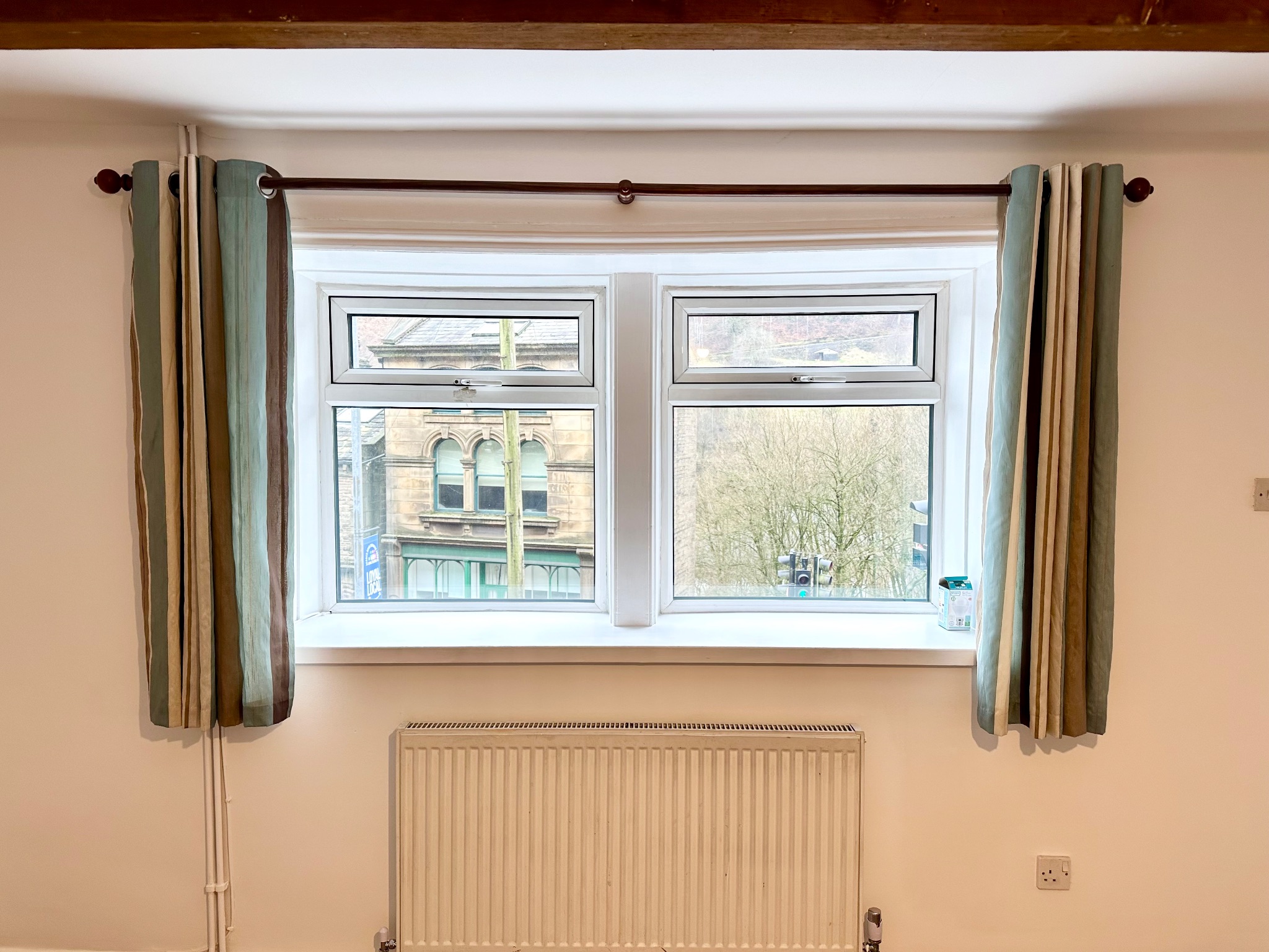 1 bedroom mid terraced house To Let in Hebden Bridge - Photograph 7.