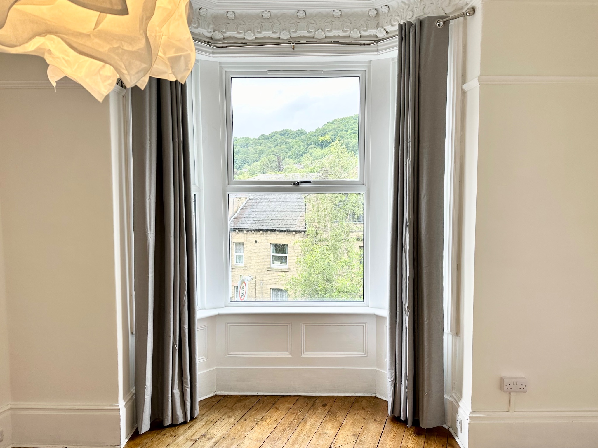 3 bedroom end terraced house To Let in Hebden Bridge - Property photograph.