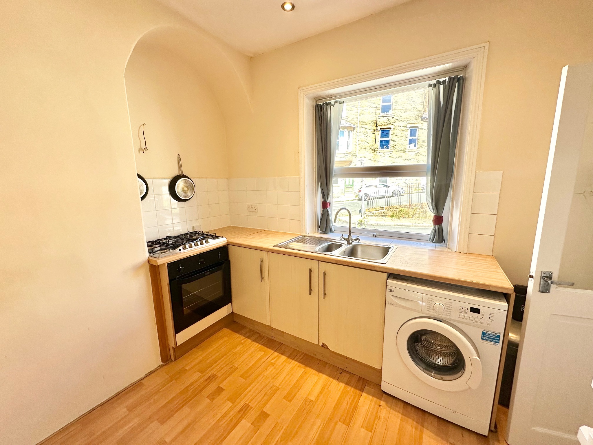 2 bedroom apartment flat/apartment To Let in Hebden Bridge - Photograph 7.