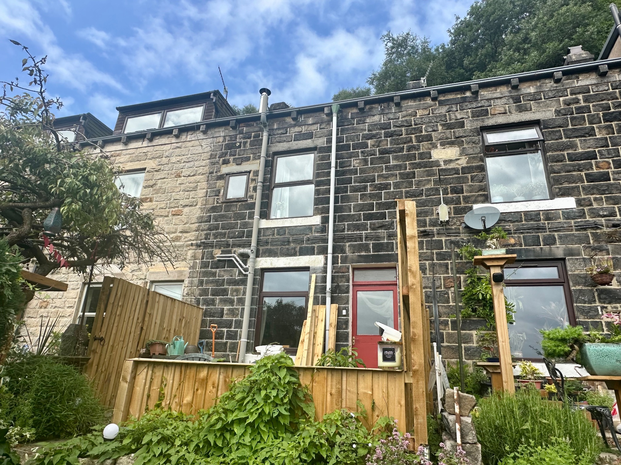 2 bedroom mid terraced house For Sale in Todmorden - Photograph 1.