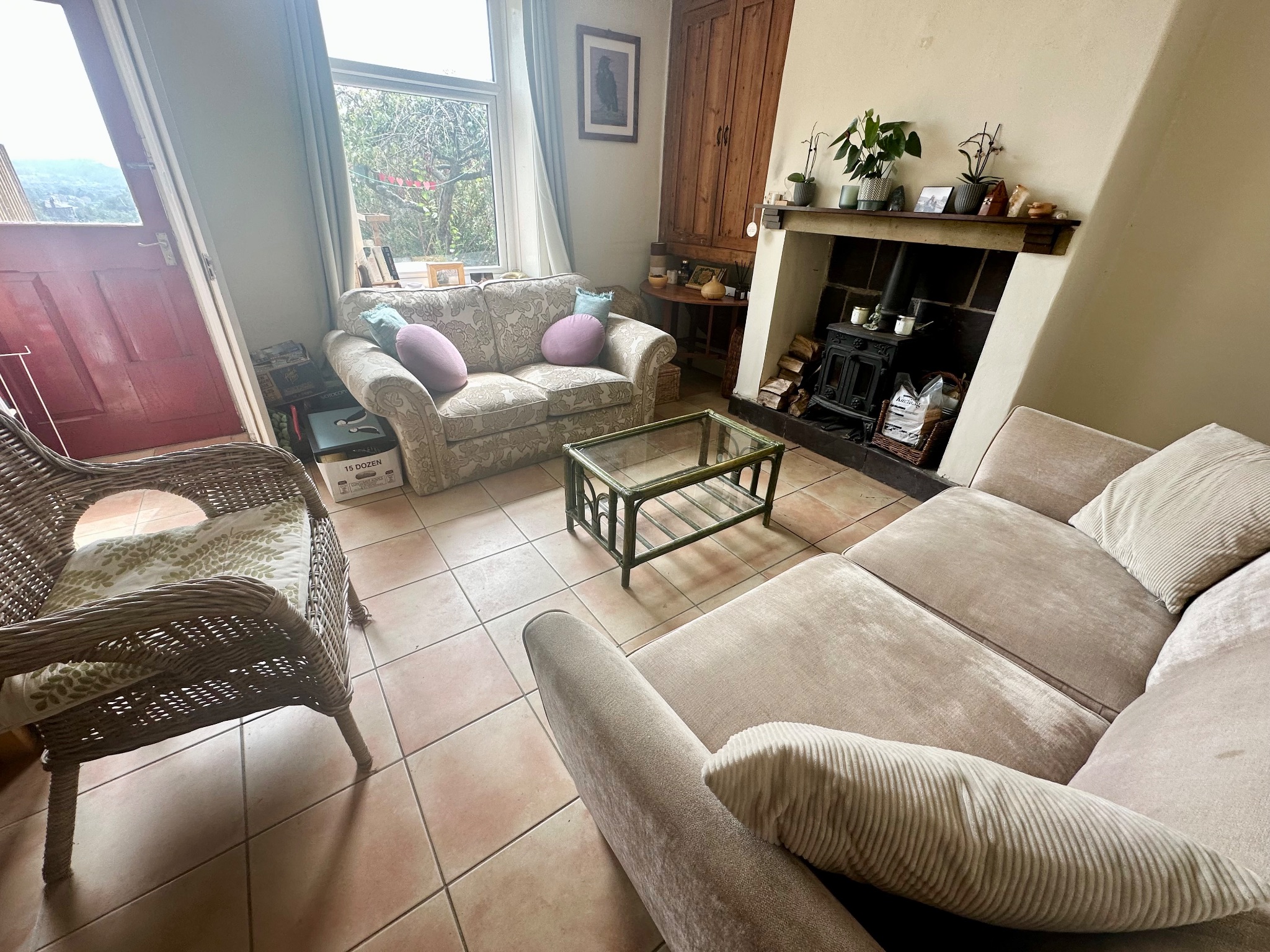 2 bedroom mid terraced house For Sale in Todmorden - Photograph 2.