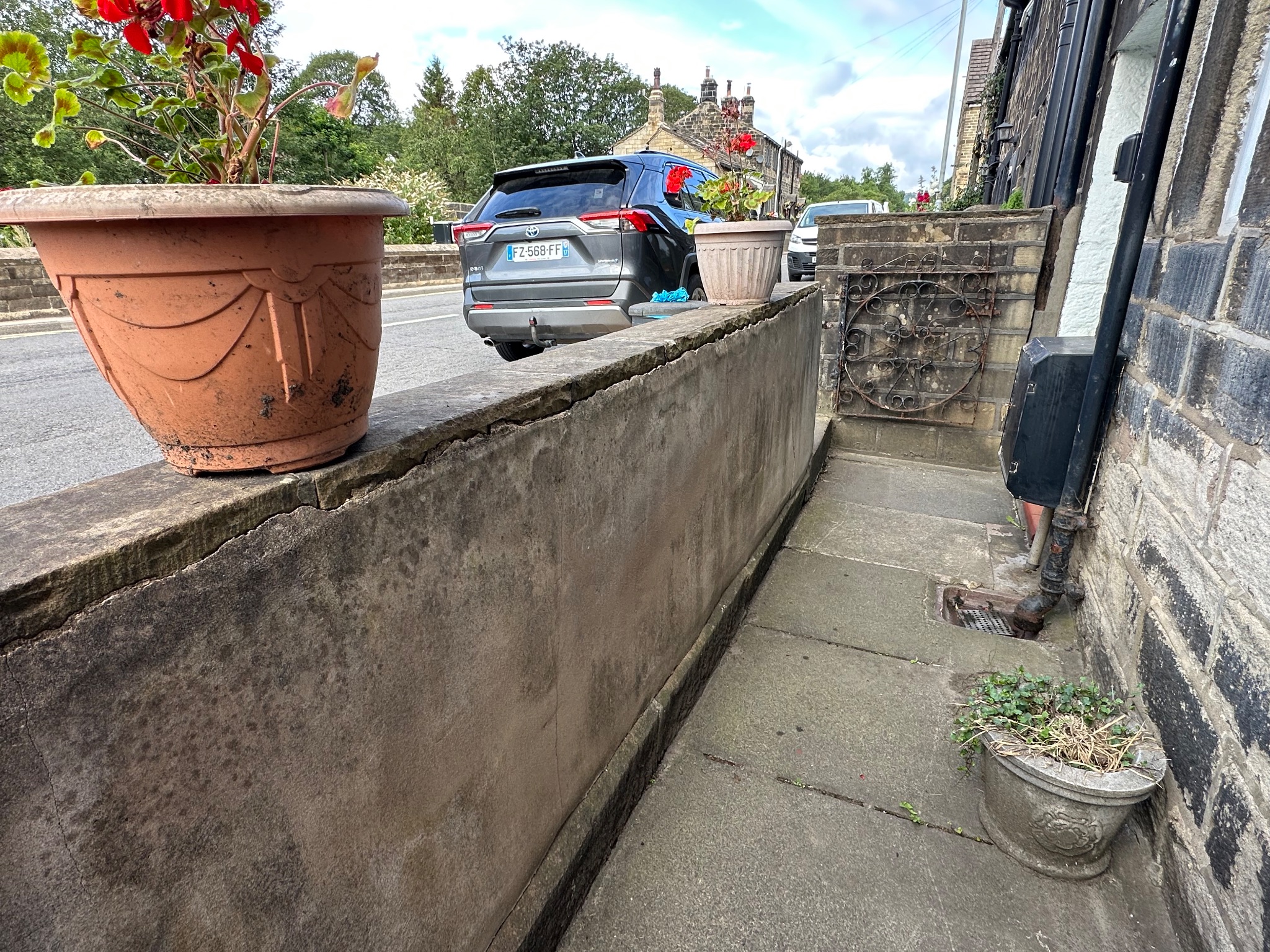 1 bedroom mid terraced house For Sale in Hebden Bridge - Photograph 24.