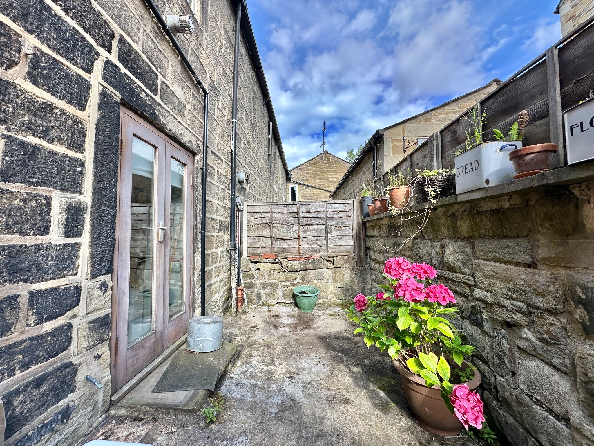 1 bedroom mid terraced house For Sale in Hebden Bridge - Photograph 17.