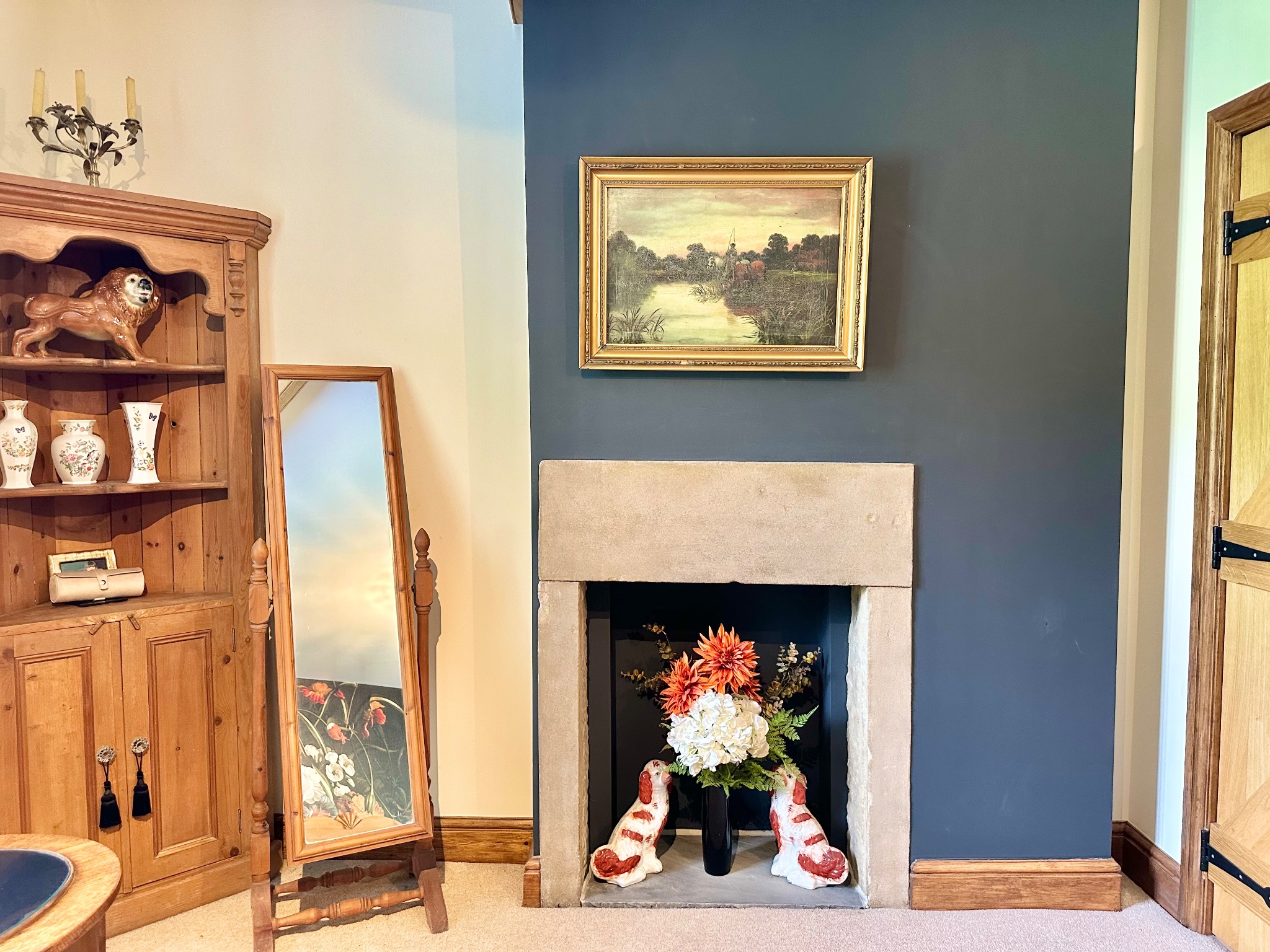 4 bedroom detached house For Sale in Halifax - Photograph 29.
