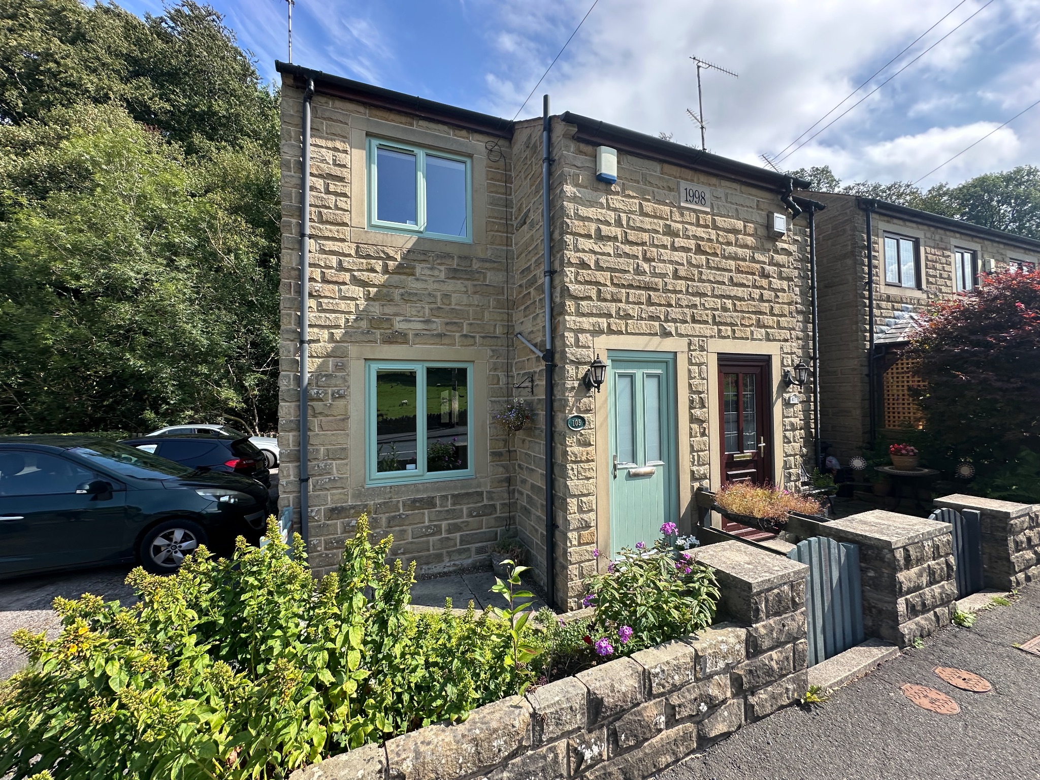 2 bedroom semi-detached house For Sale in Mytholmroyd - Photograph 13.