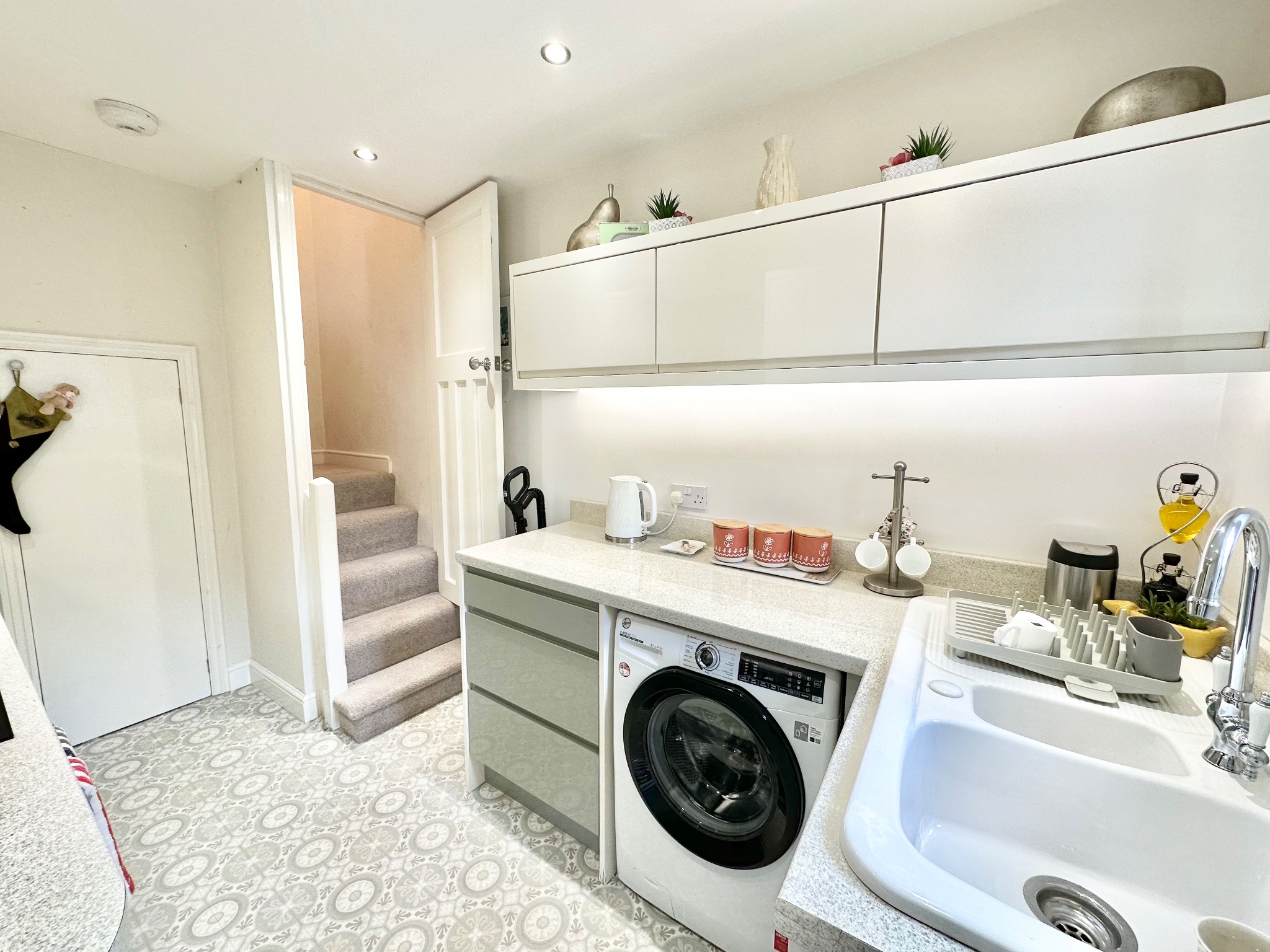 2 bedroom end terraced house For Sale in Hebden Bridge - Photograph 11.