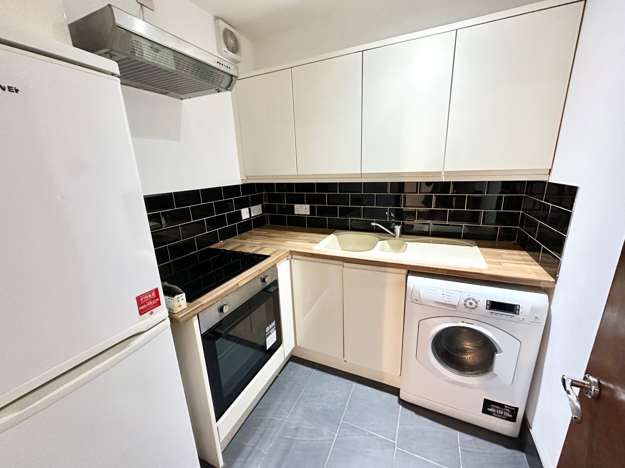 2 bedroom apartment flat/apartment To Let in Hebden Bridge - Photograph 3.