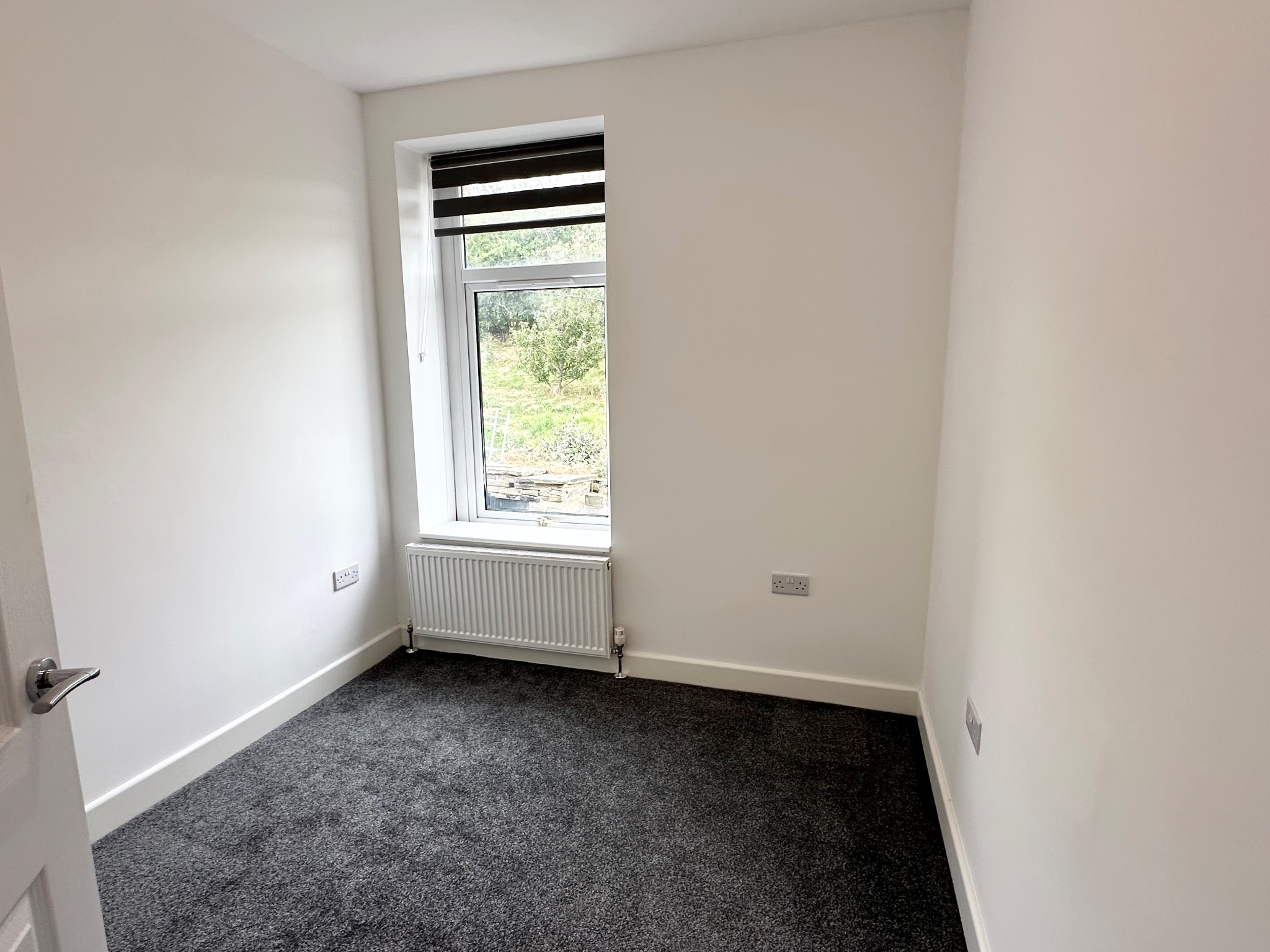 3 bedroom end terraced house For Sale in Midgley - Photograph 12.