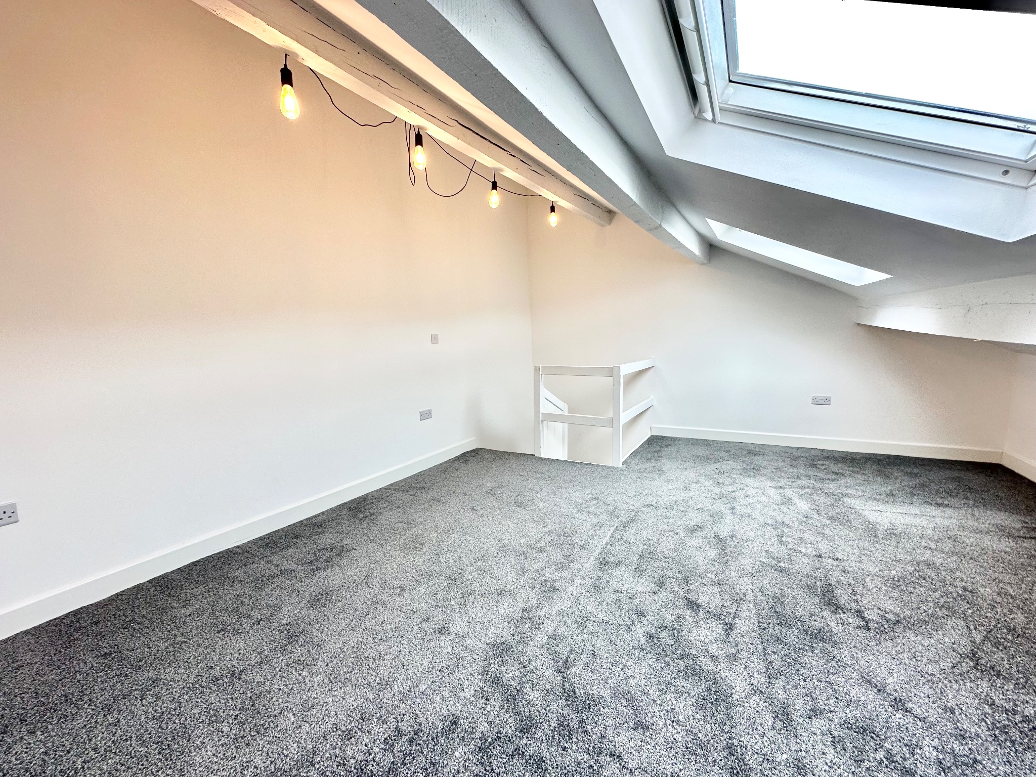 3 bedroom end terraced house For Sale in Midgley - Photograph 18.