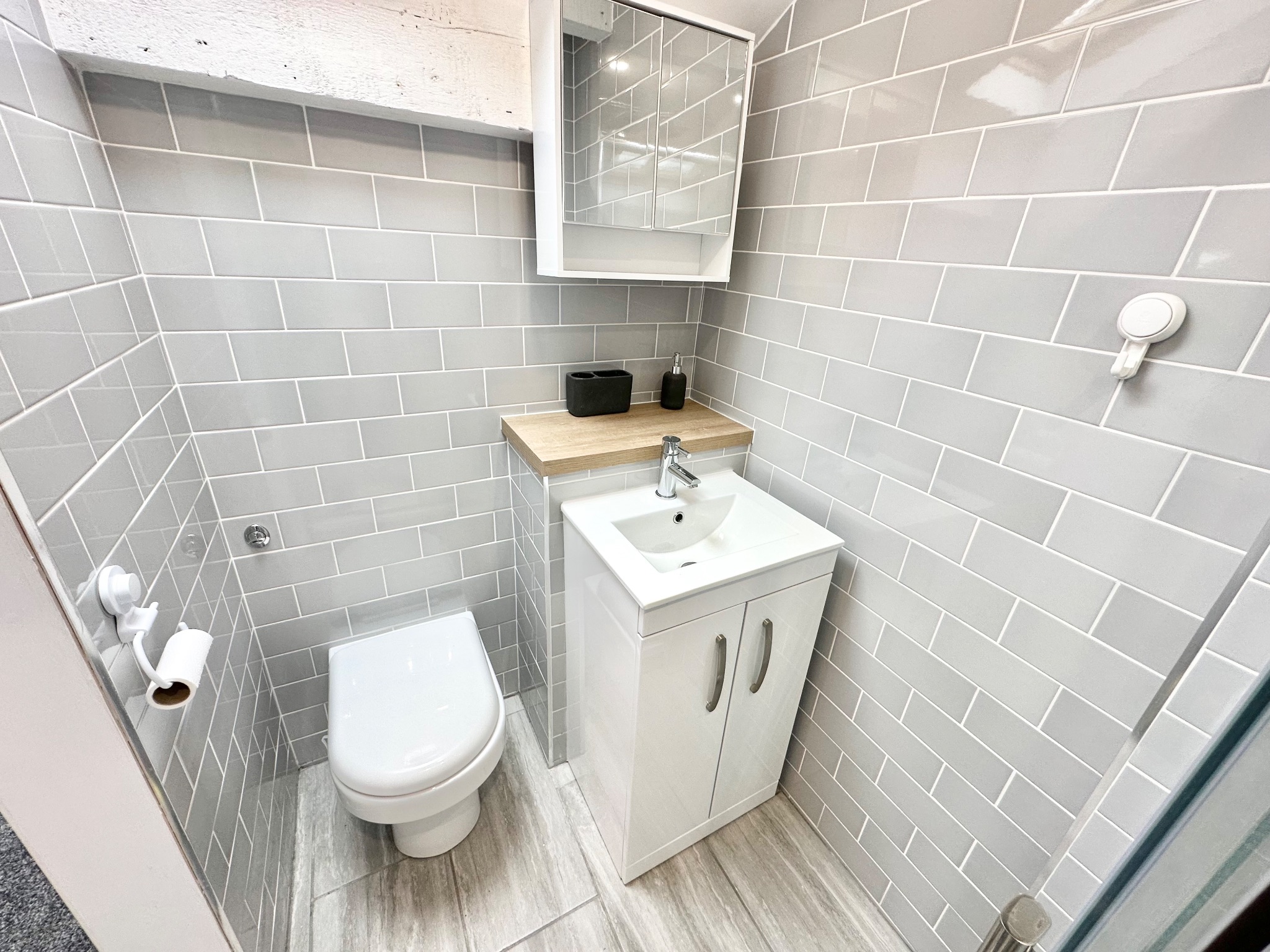 3 bedroom end terraced house For Sale in Midgley - Photograph 20.