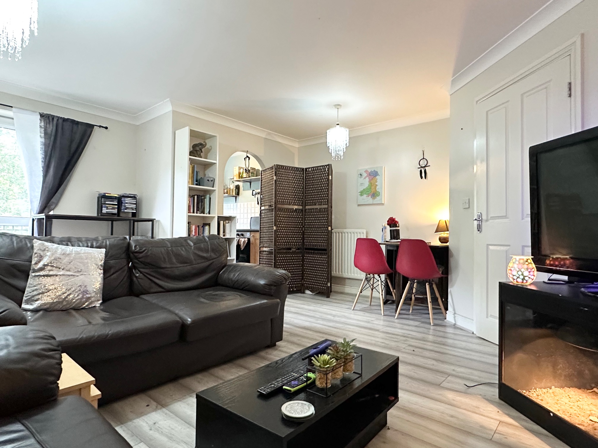 2 bedroom apartment flat/apartment For Sale in Mytholmroyd - Photograph 2.