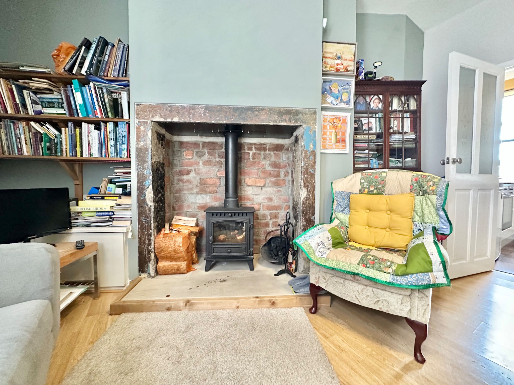 2 bedroom mid terraced house SSTC in Hebden Bridge - Photograph 4.
