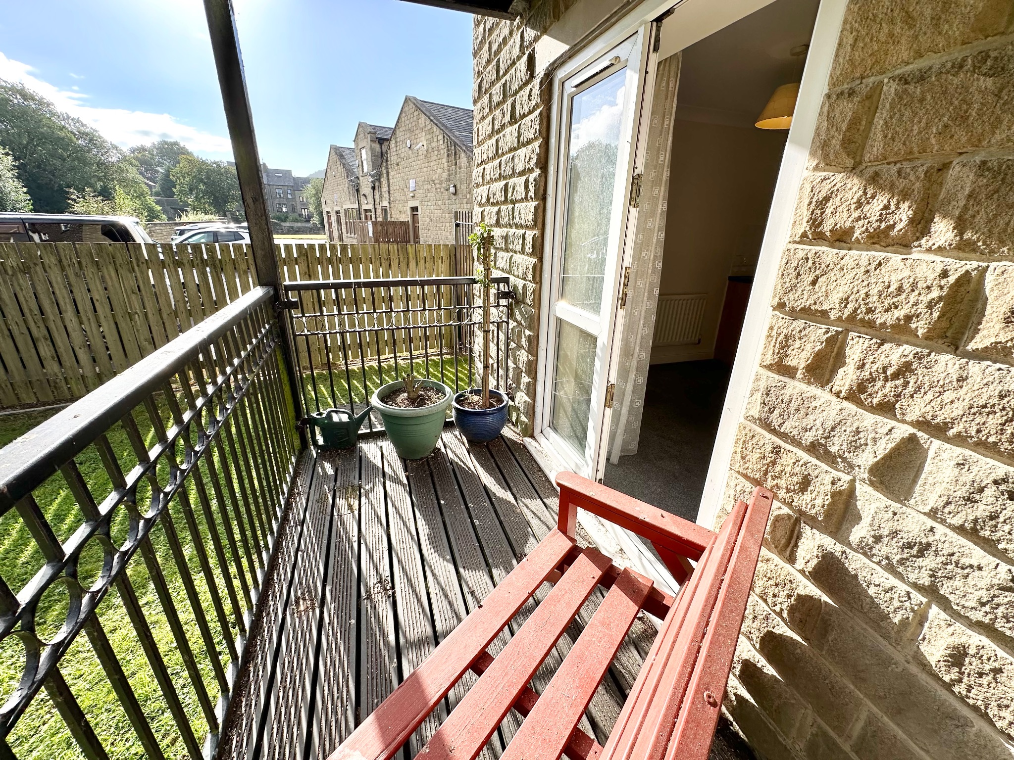 2 bedroom ground floor flat/apartment For Sale in Hebden Bridge - Photograph 14.