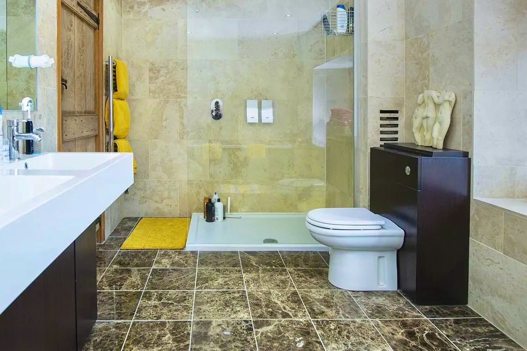 6 bedroom link detached house For Sale in Cragg Vale - Photograph 6.